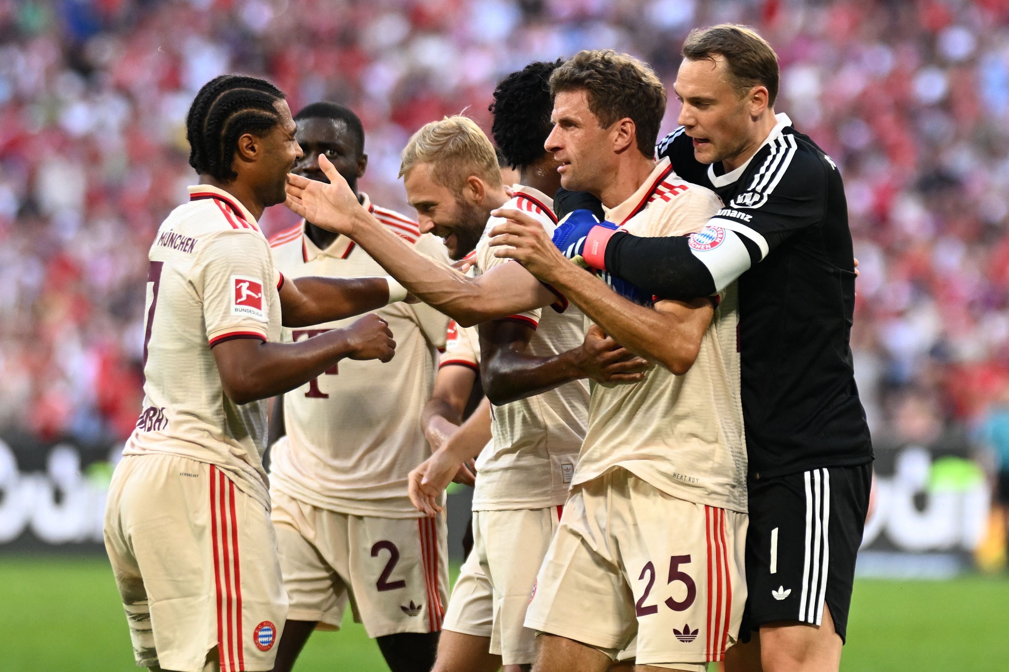 FBL-GER-BUNDESLIGA-BAYERN MUNICH-FREIBURG