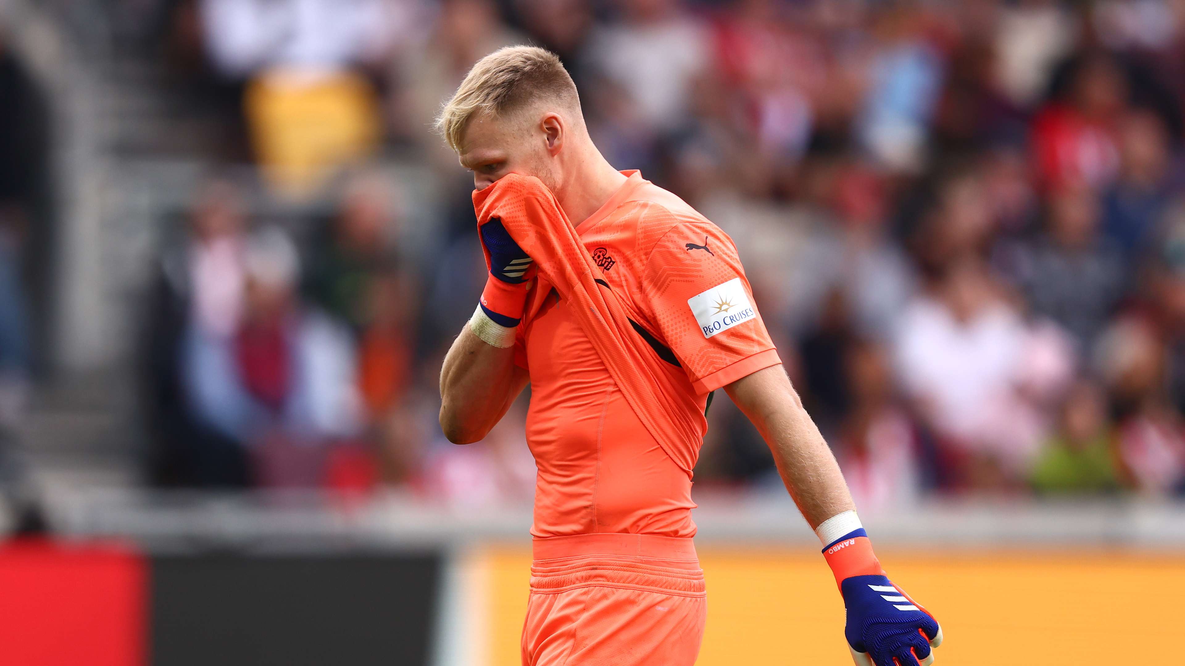 Brentford FC v Southampton FC - Premier League