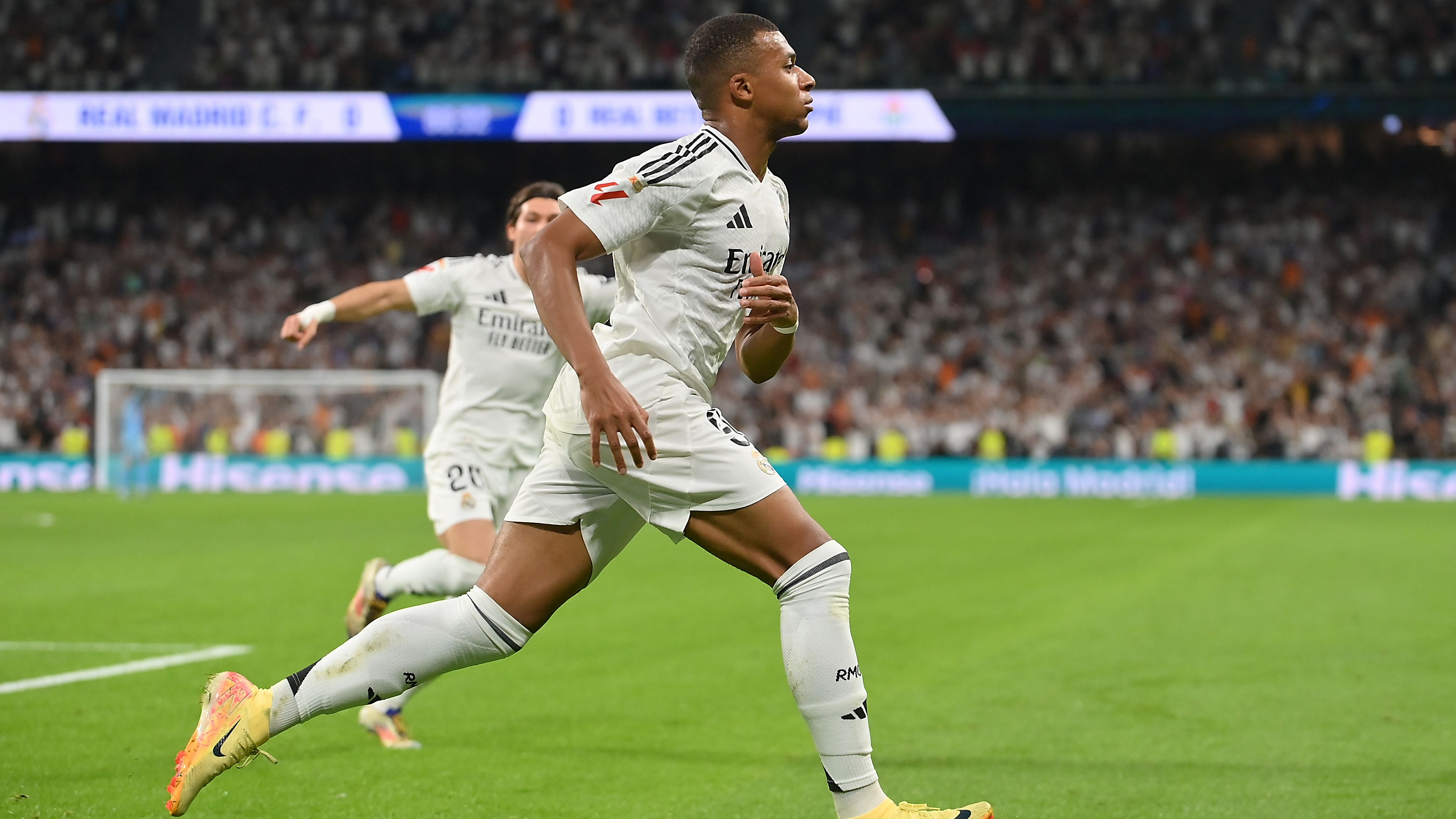 Real Madrid CF v Real Betis Balompie - La Liga EA Sports