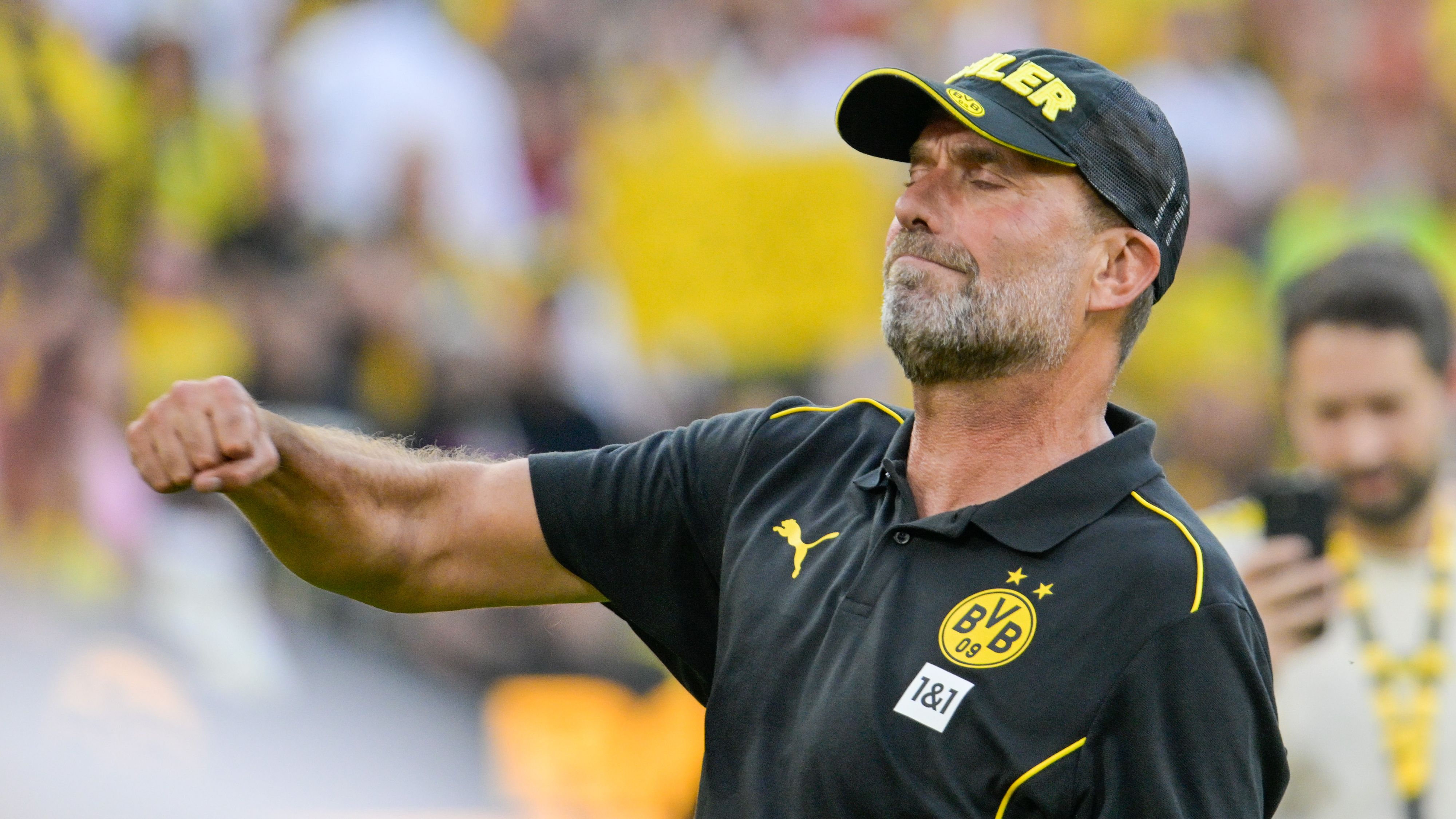 Bourssia Dortmund Hosts Farewell Match For Lukasz Piszczek and Jakub Blaszczykowski