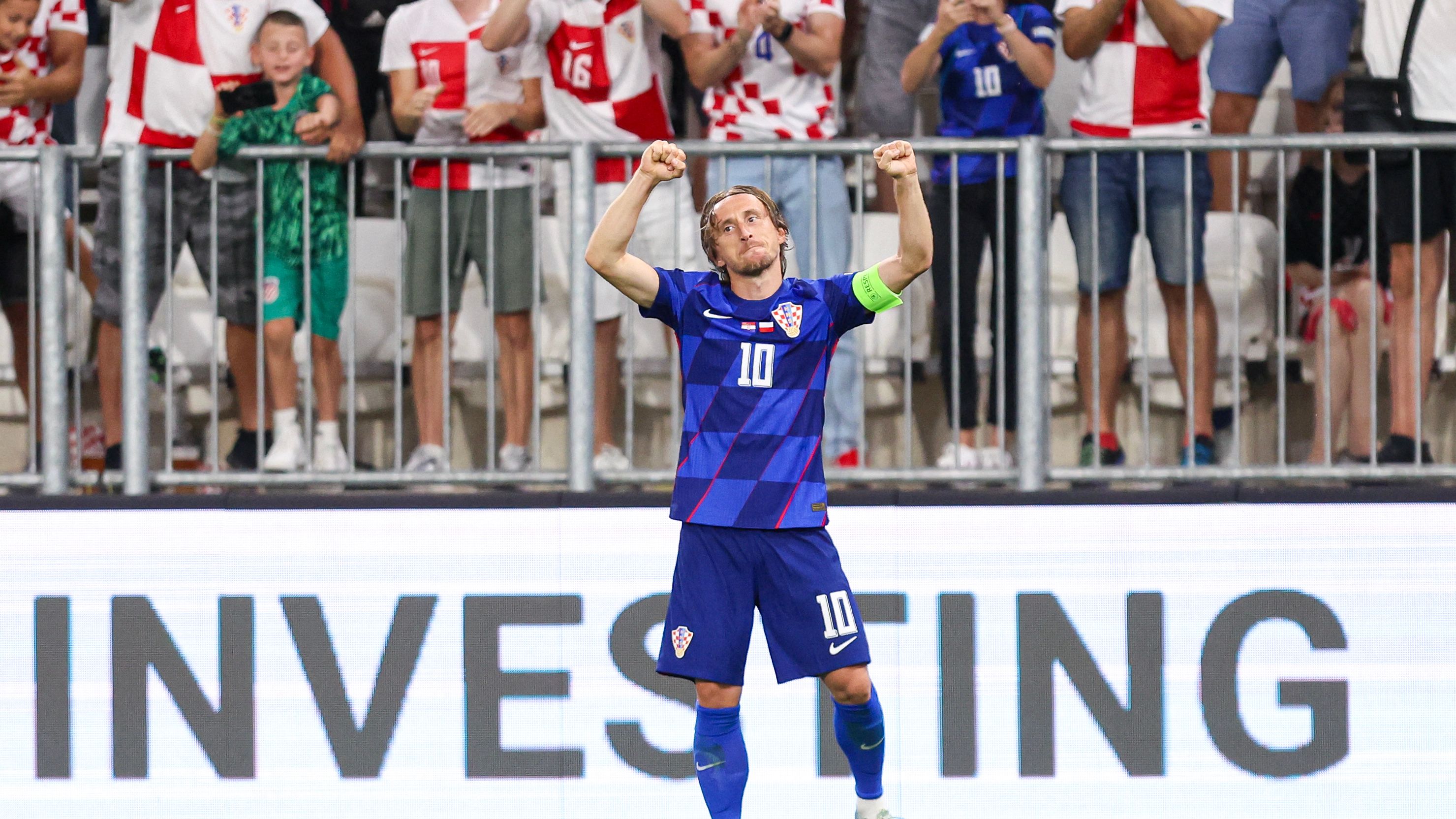 FBL-EUR-NATIONS-CRO-POL