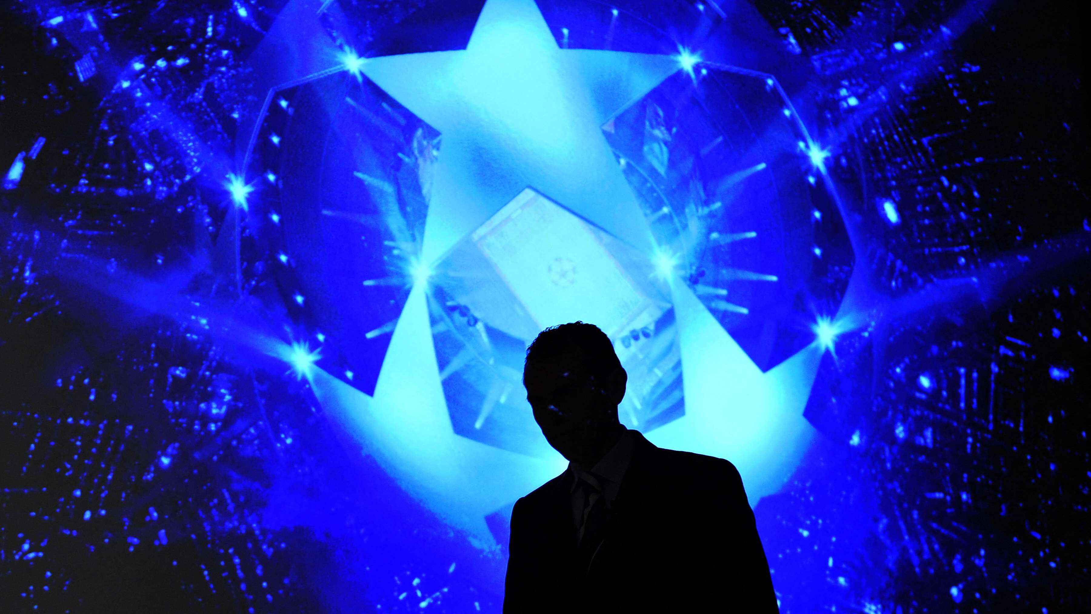 TOPSHOT-FBL-EUR-C1-DRAW