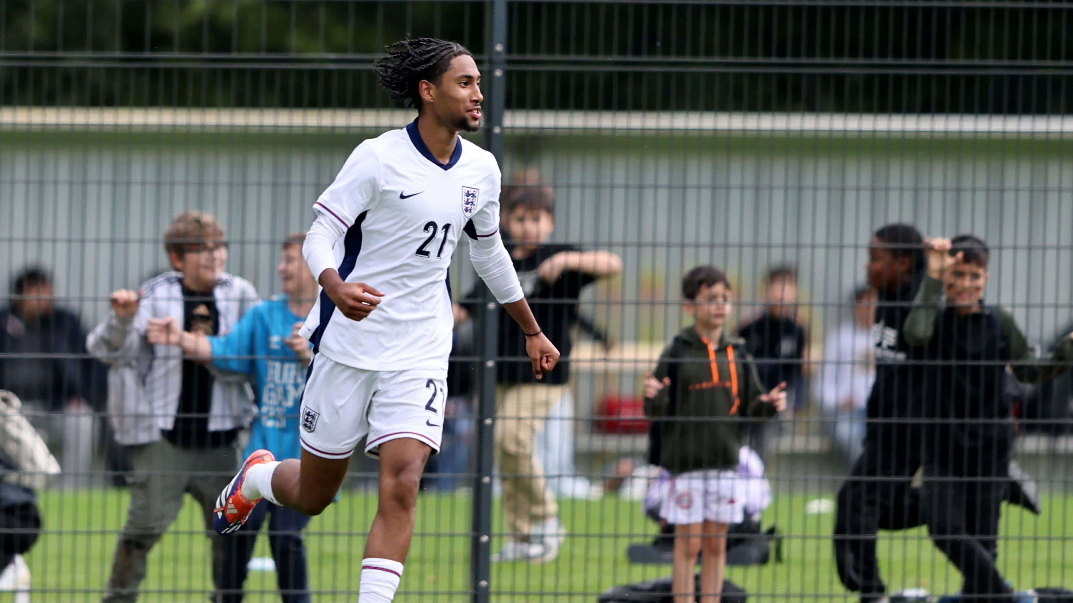 Germany U17 v England U17 - U 17 Four Nations Tournament