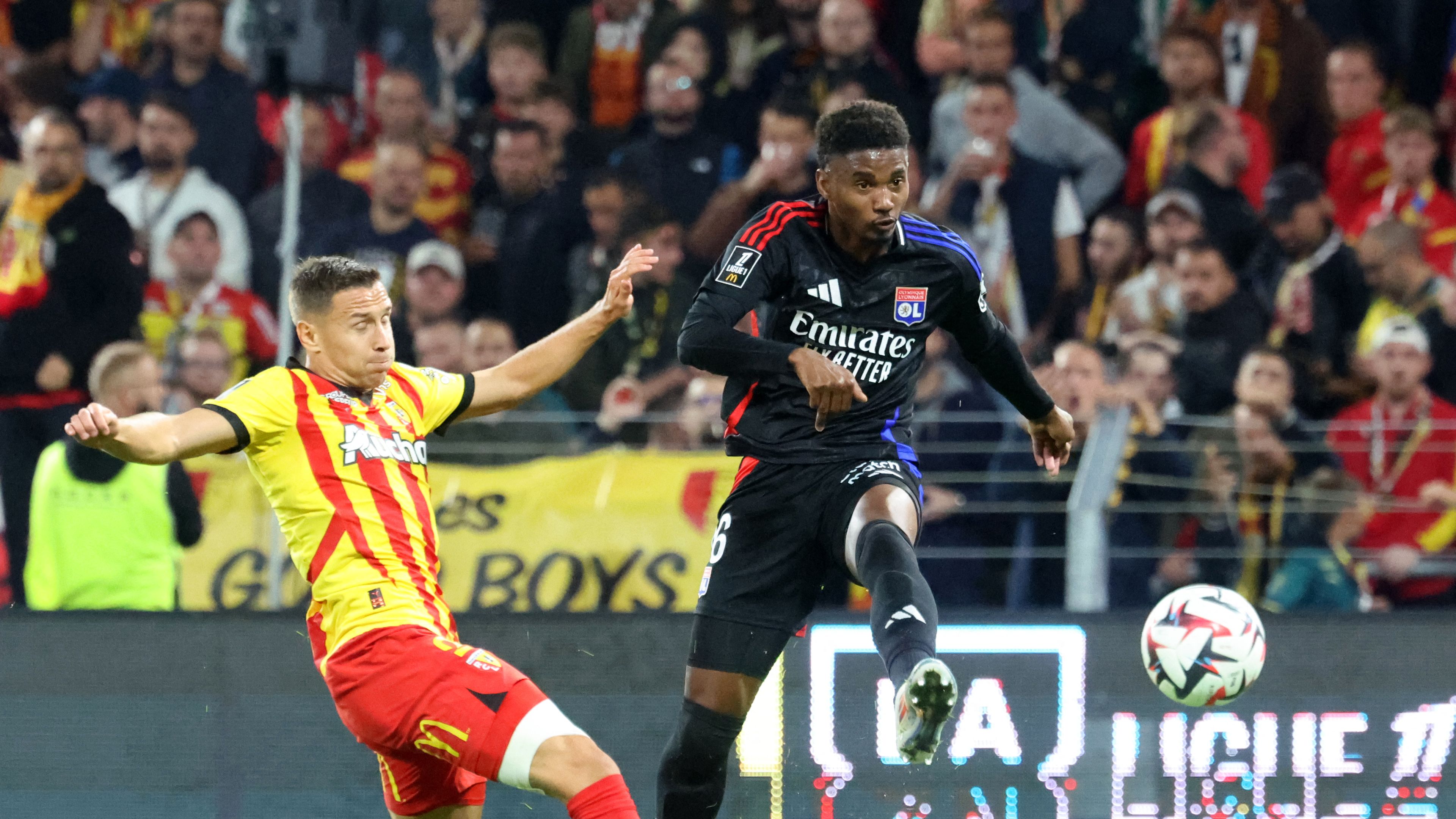 FBL-FRA-LIGUE1-LENS-LYON