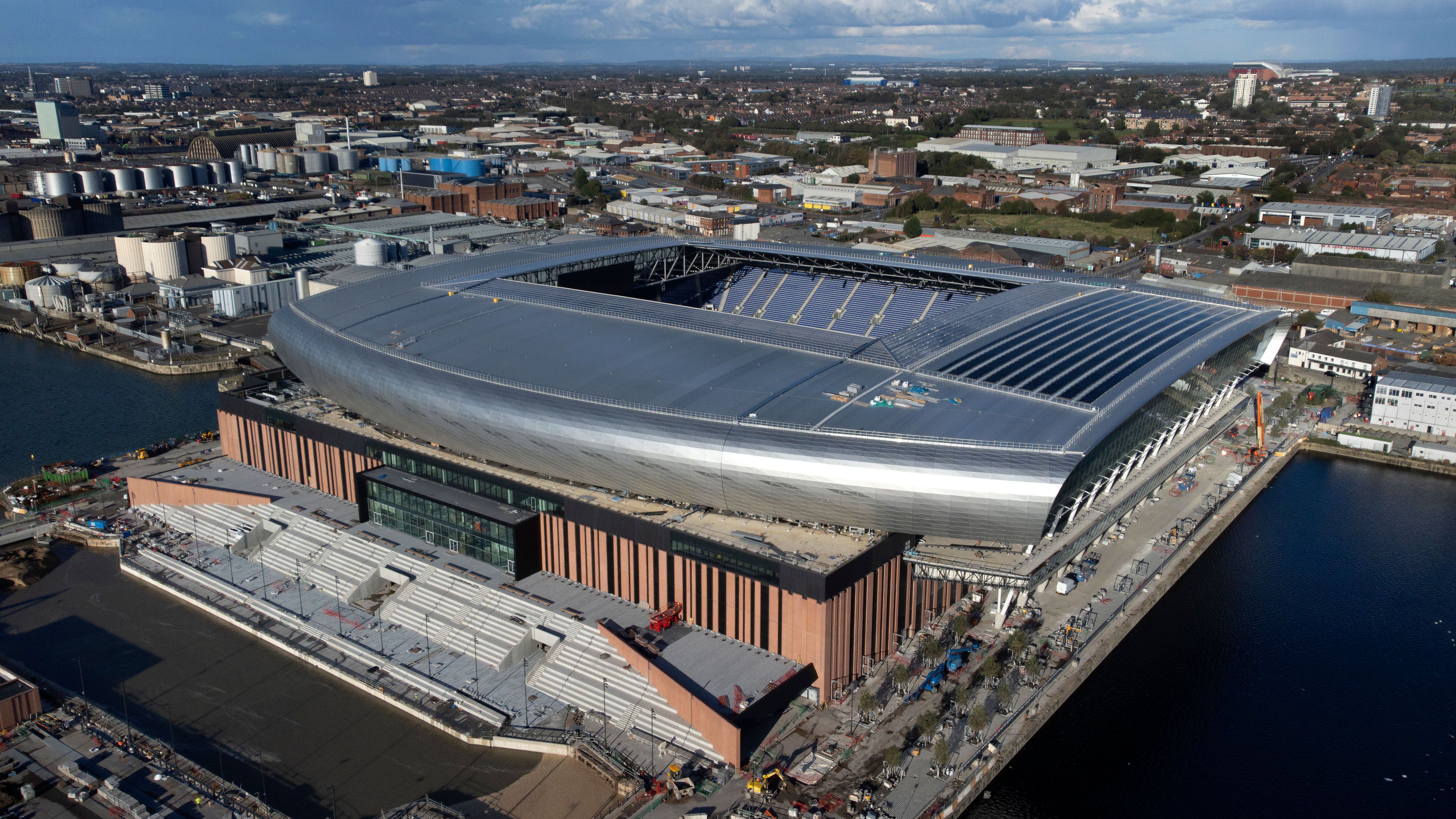 'Adios amigo!' - Everton fan handed lifetime ban from new stadium after filming himself stealing food at test event | Goal.com UK