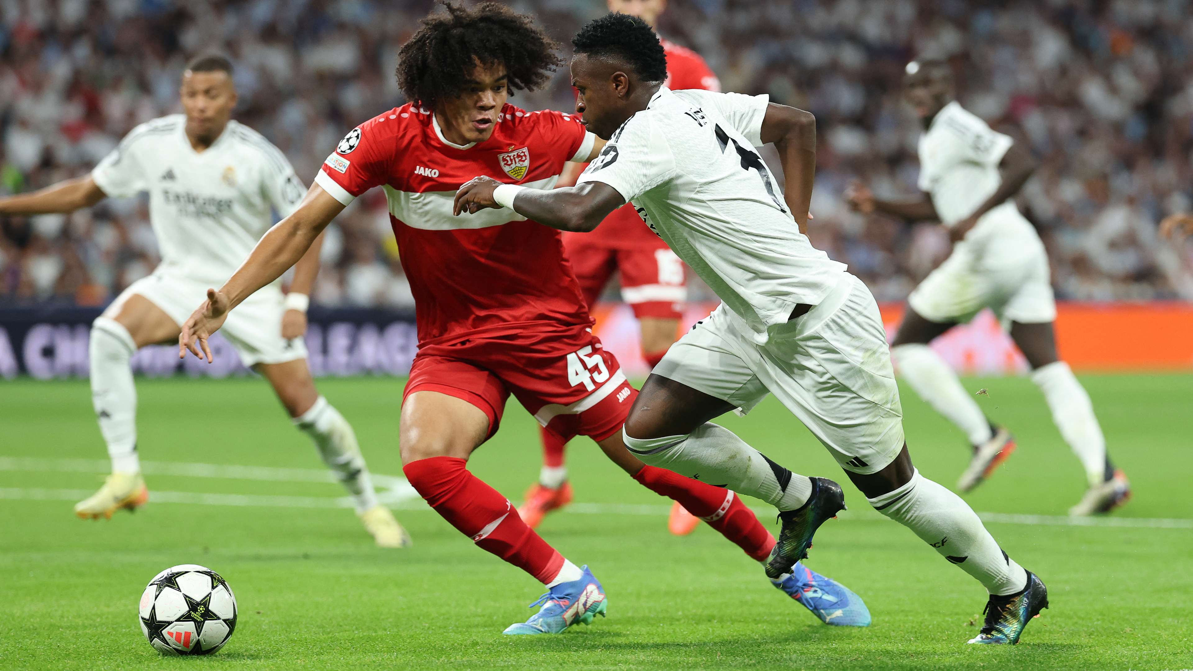 FBL-EUR-C1-REAL MADRID-STUTTGART