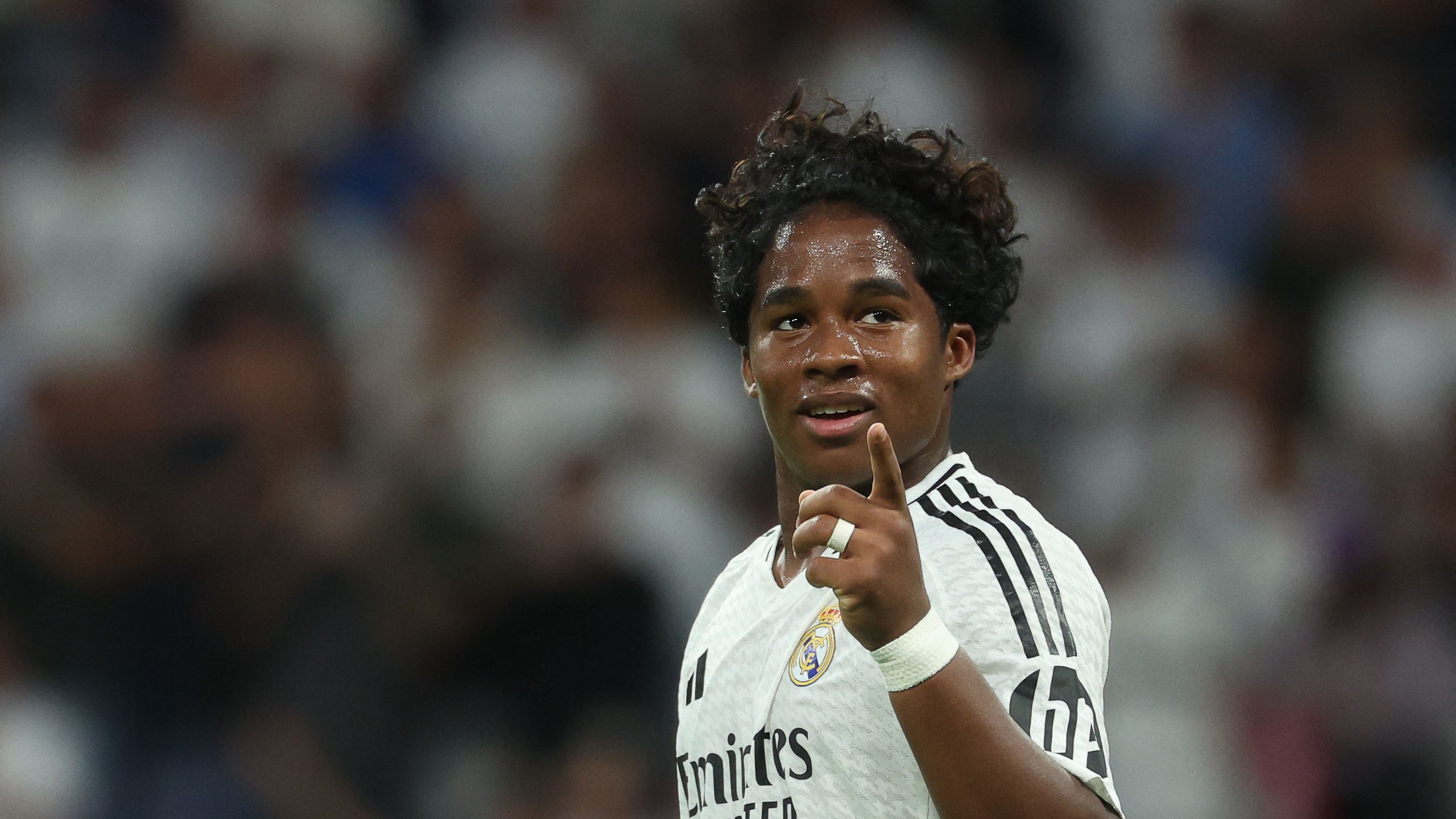 TOPSHOT-FBL-EUR-C1-REAL MADRID-STUTTGART