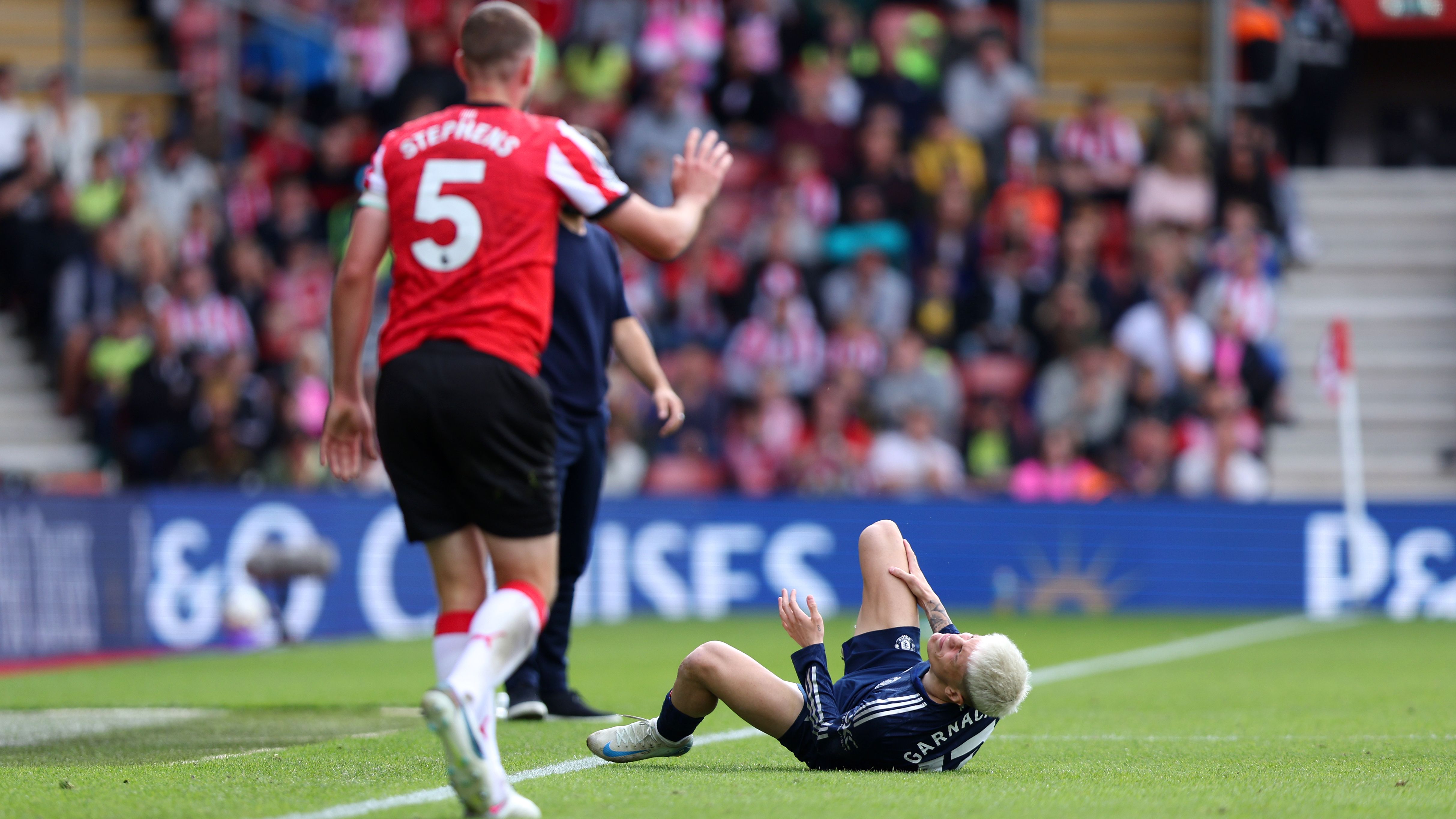 Southampton FC v Manchester United FC - Premier League