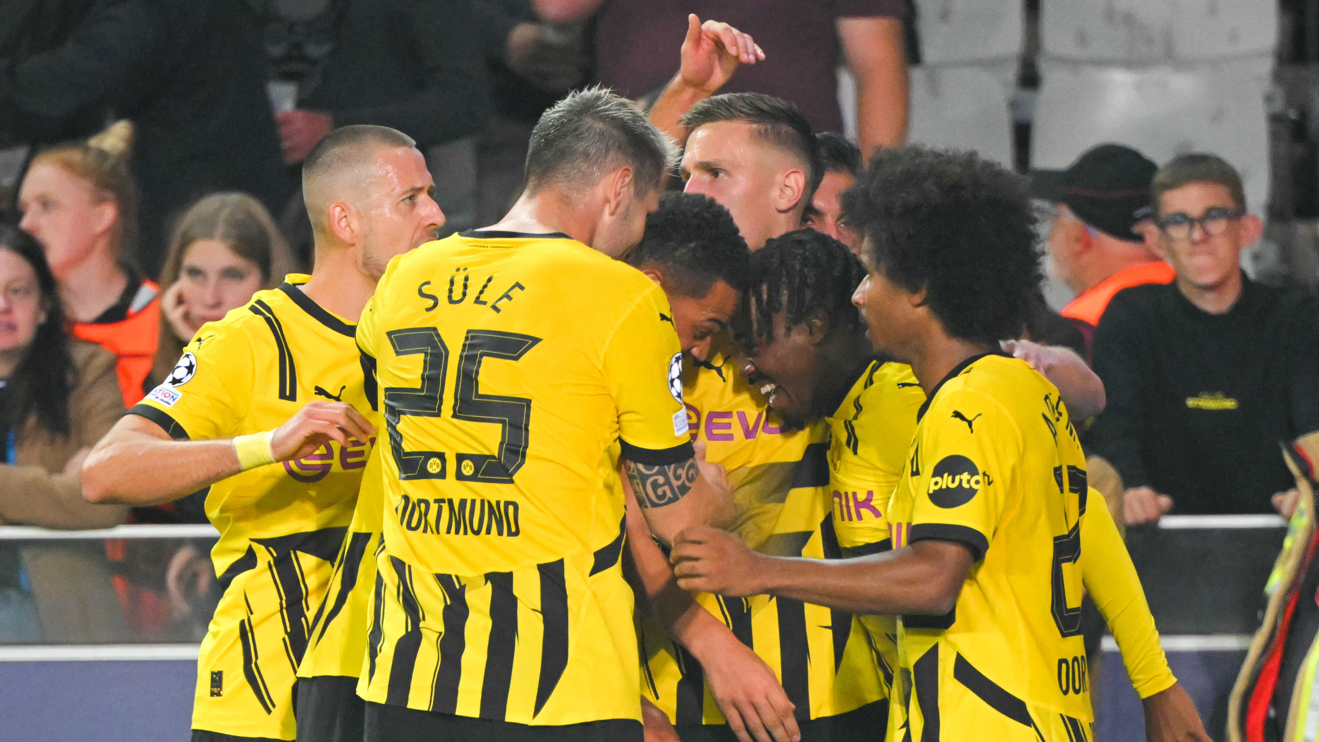 Highlights Club Brugge 0-3 Borussia Dortmund, tài năng 20 tuổi đưa đoàn quân Nuri Sahin đến chiến thắng | Goal.com Việt Nam