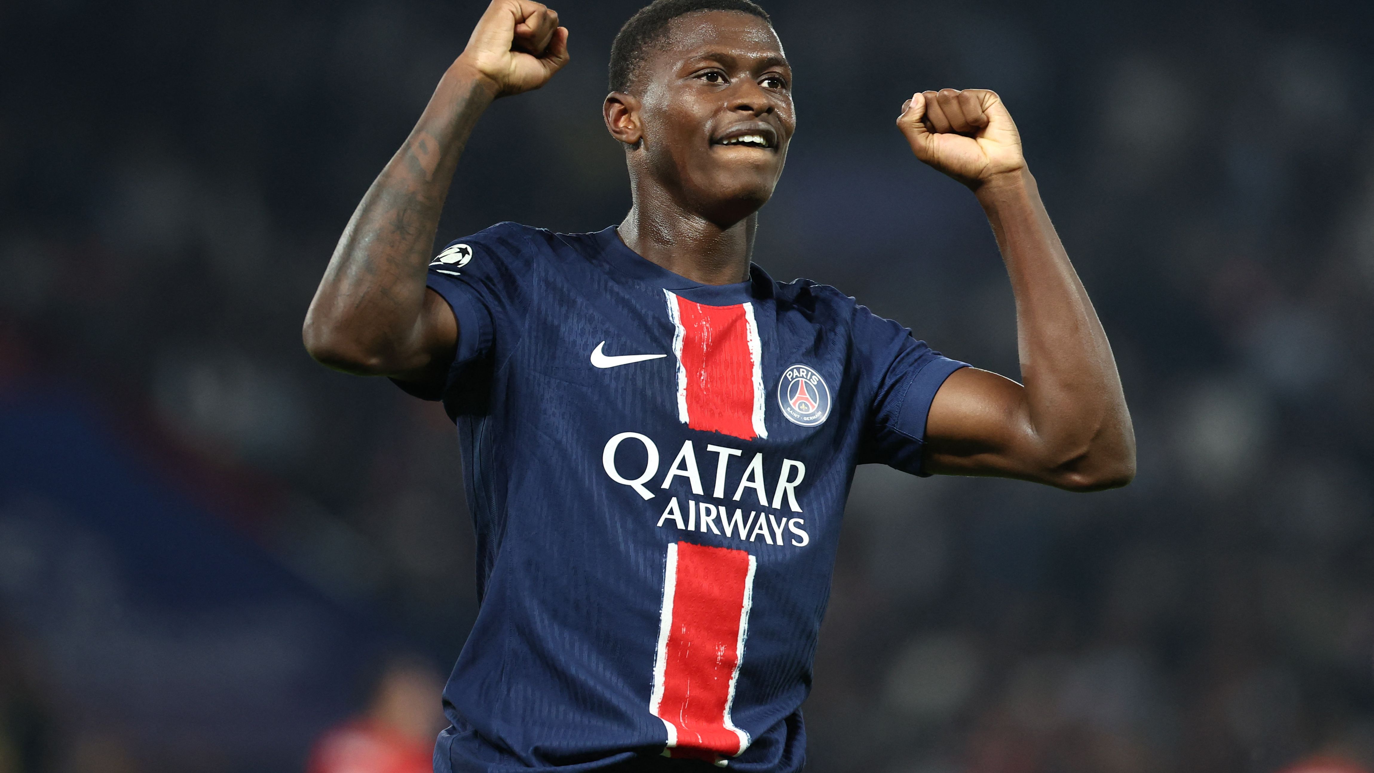 TOPSHOT-FBL-EUR-C1-PSG-GIRONA