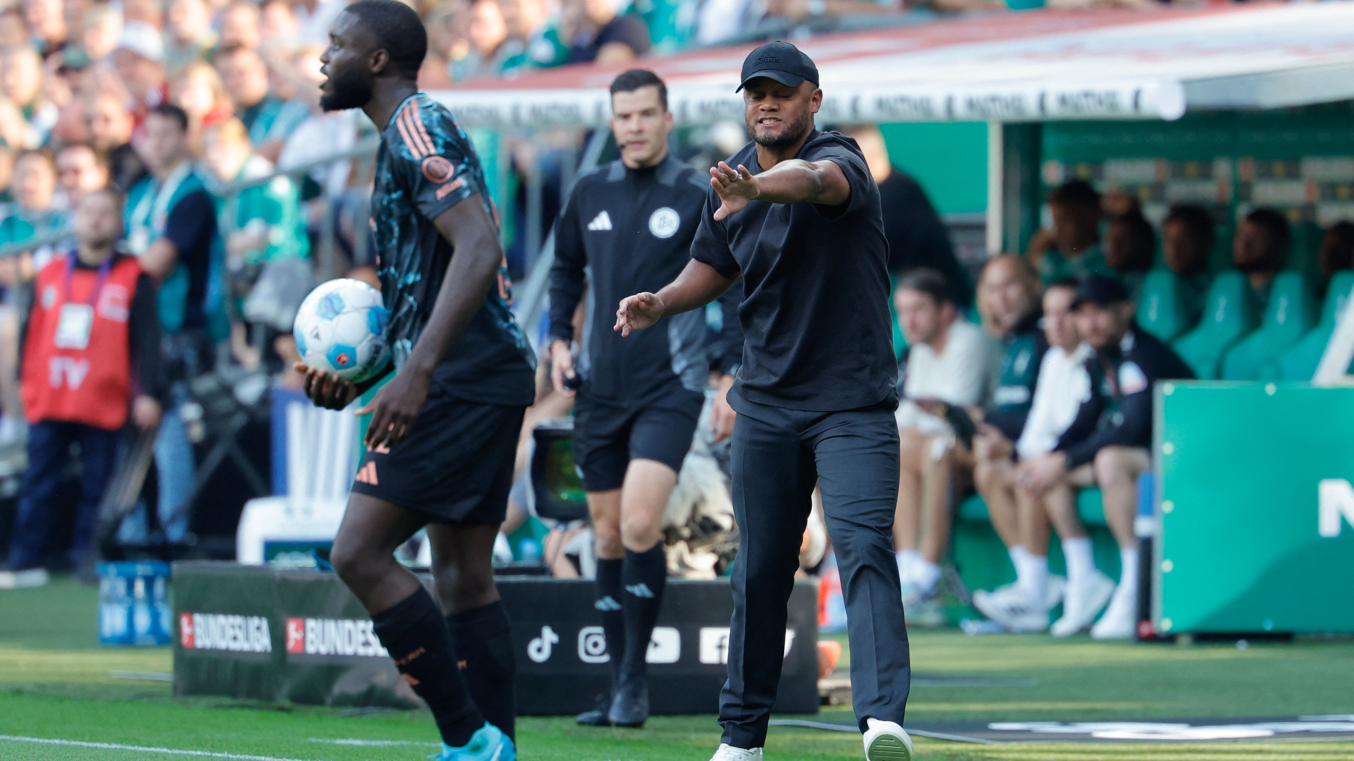 FBL-GER-BUNDESLIGA-BREMEN-BAYERN MUNICH