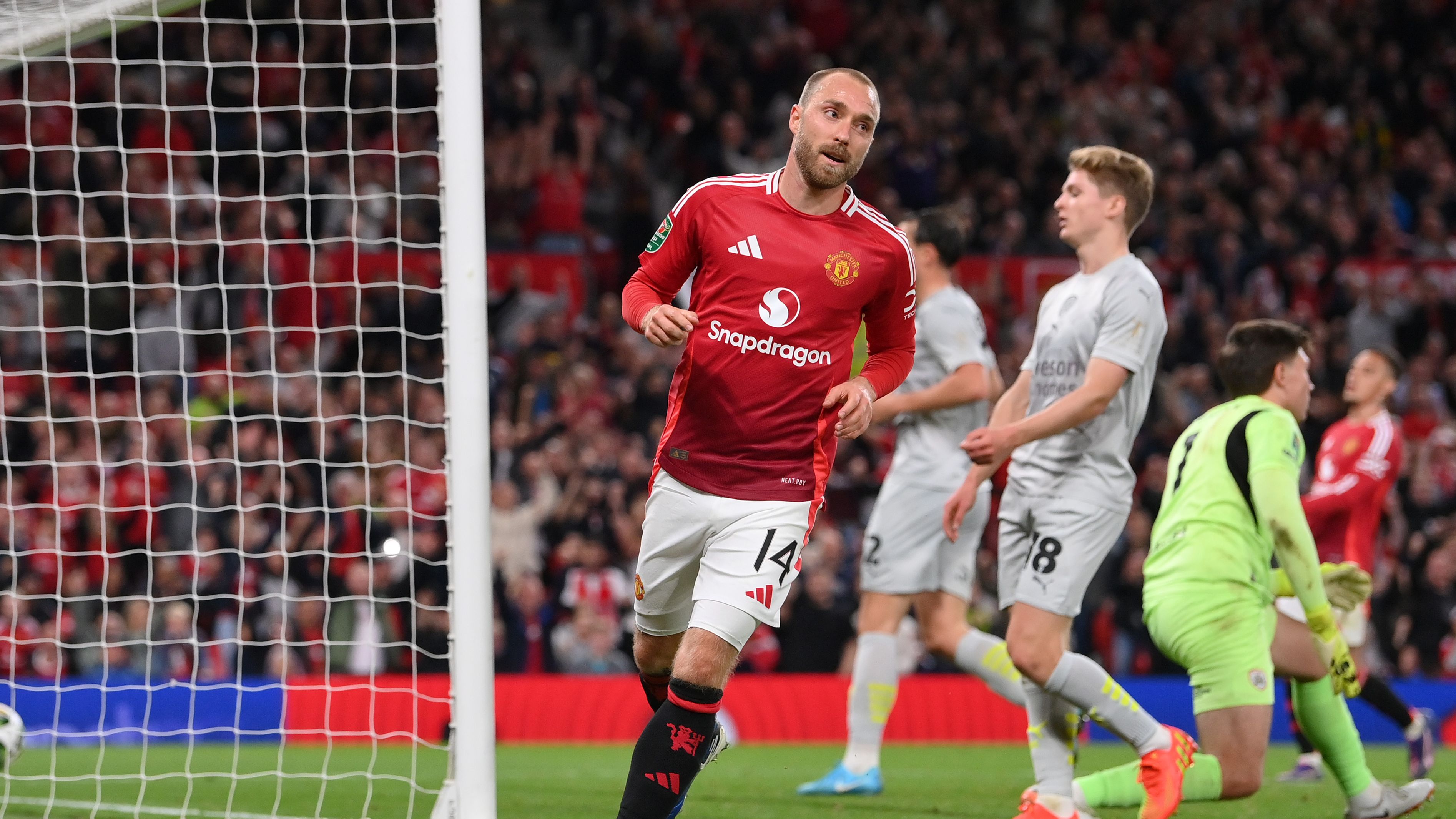 Manchester United v Barnsley - Carabao Cup Third Round