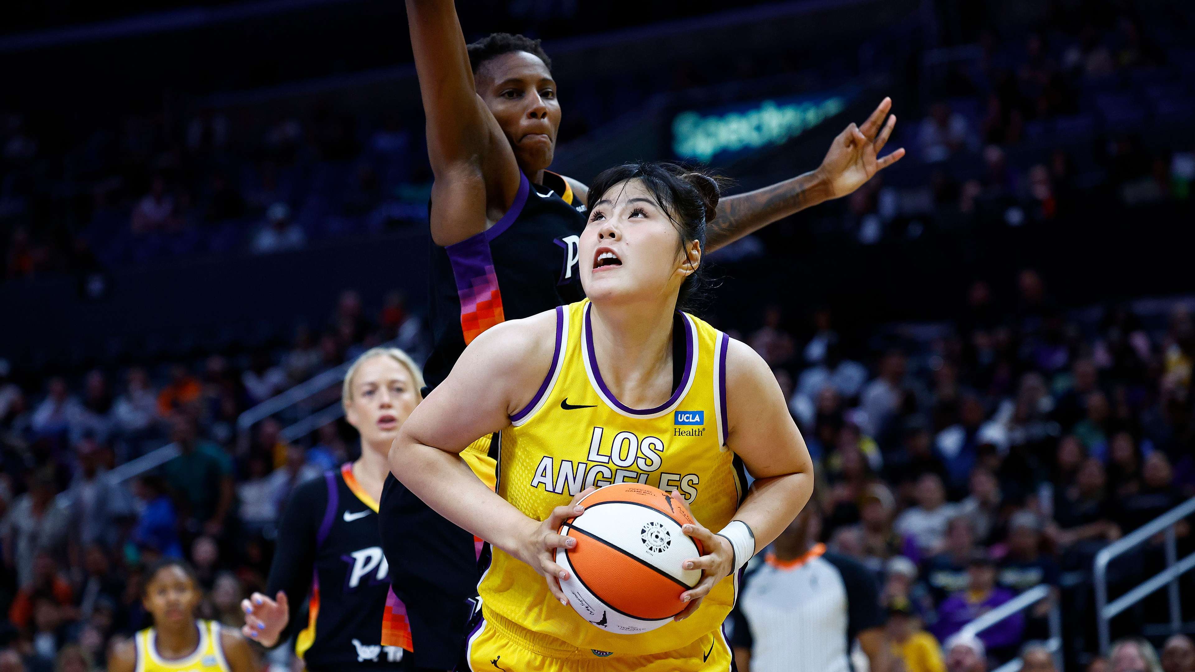 Phoenix Mercury v Los Angeles Sparks