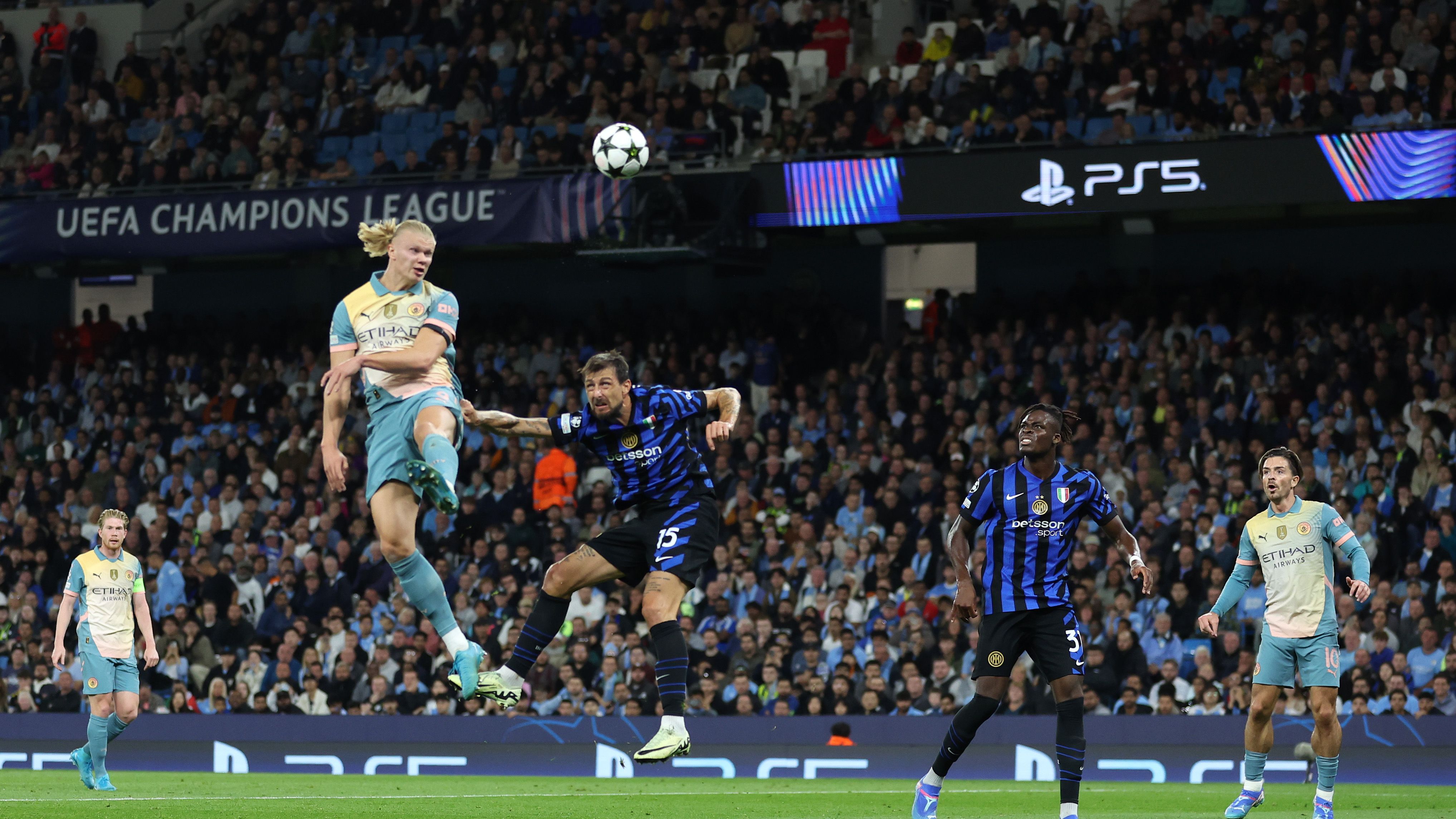 Manchester City v FC Internazionale Milano - UEFA Champions League 2024/25 League Phase MD1