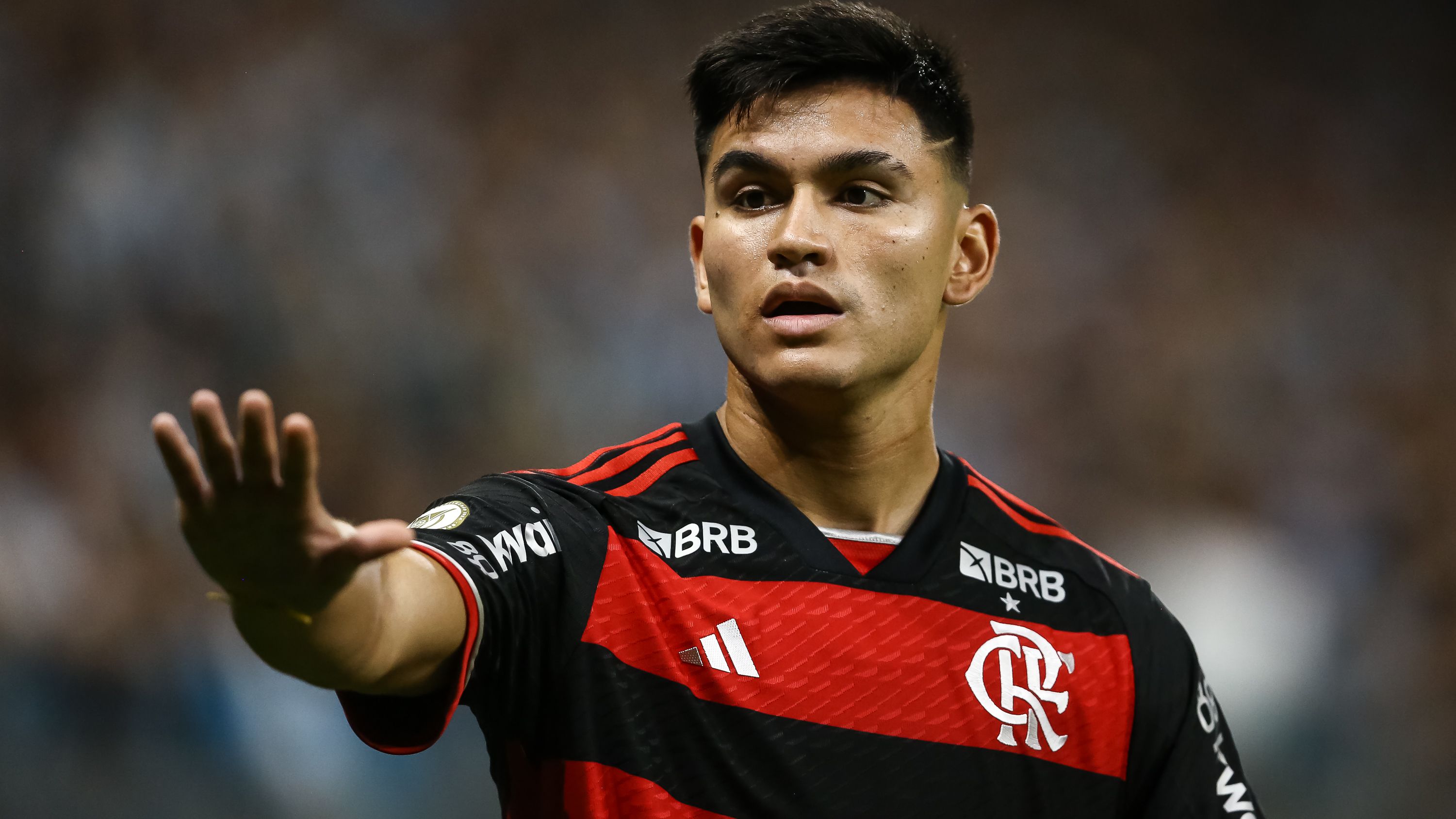 DE SAÍDA: Everton-ING se encanta com Carlos Alcaraz e deve comprar o jogador