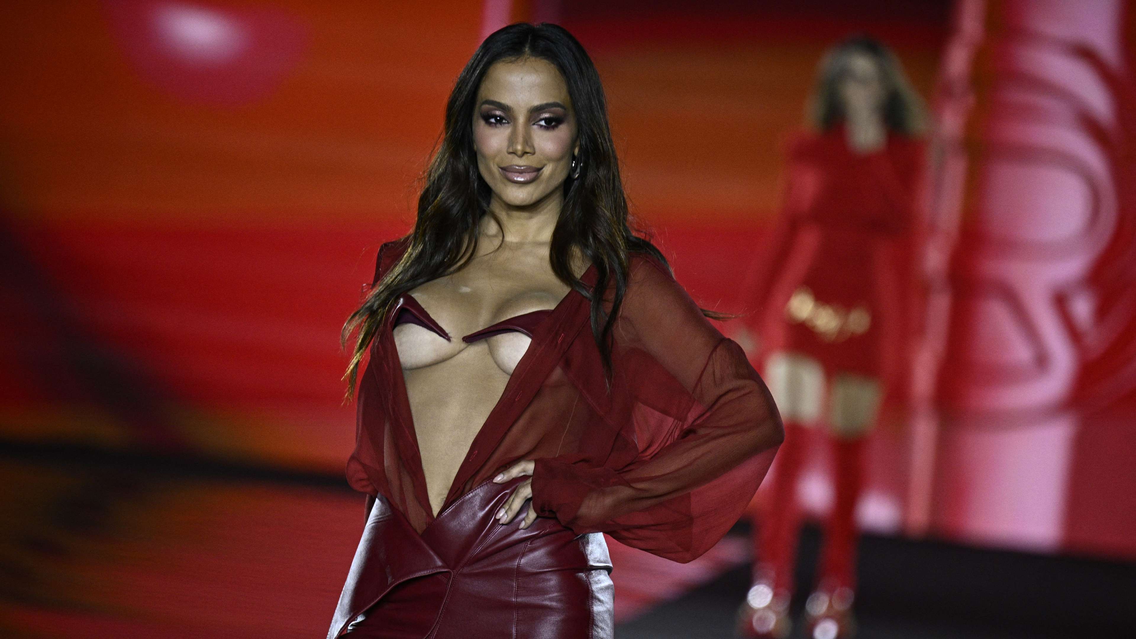 FASHION-FRANCE-WOMEN-LOREAL