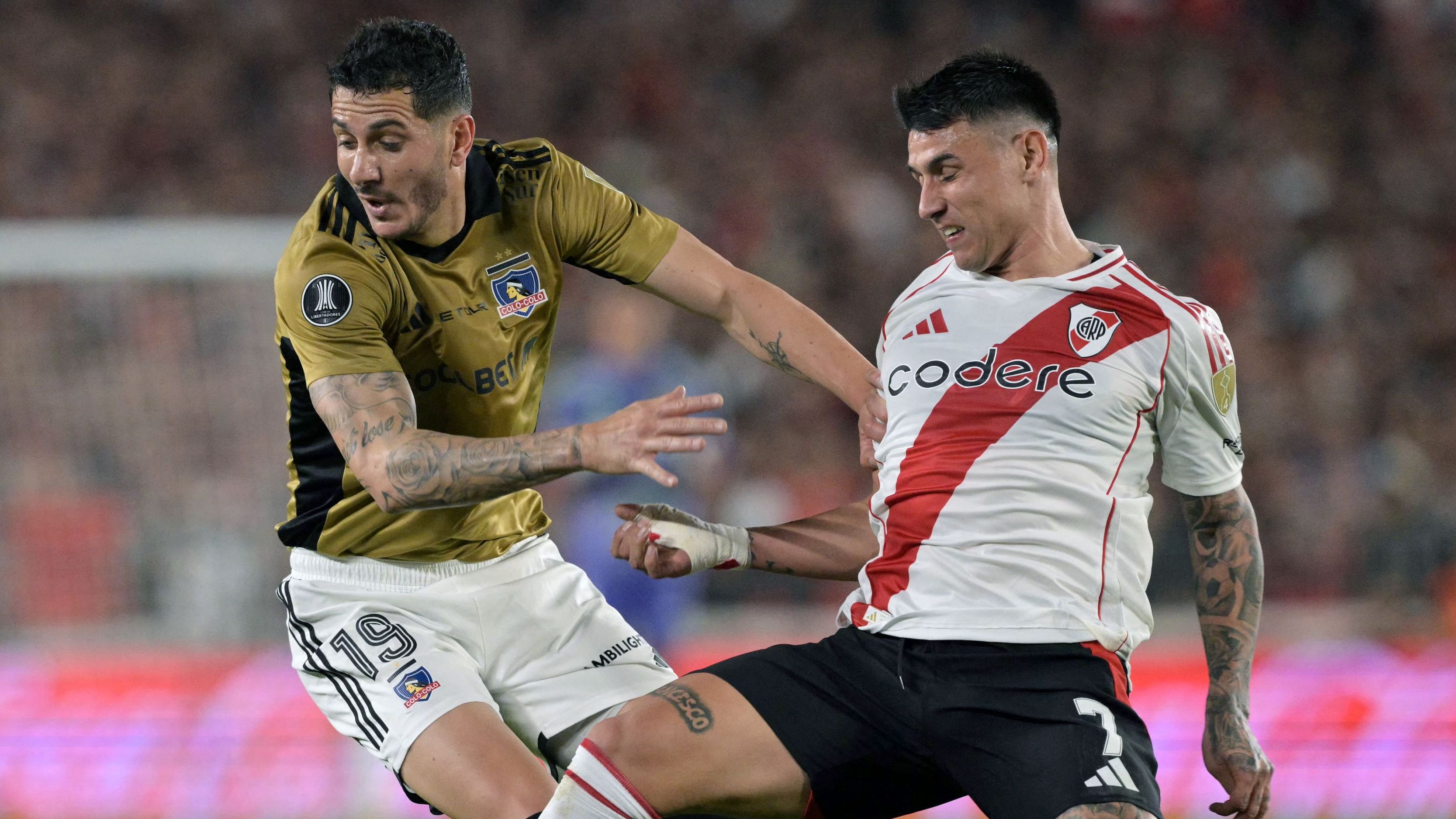 FBL-LIBERTADORES-RIVER-COLOCOLO