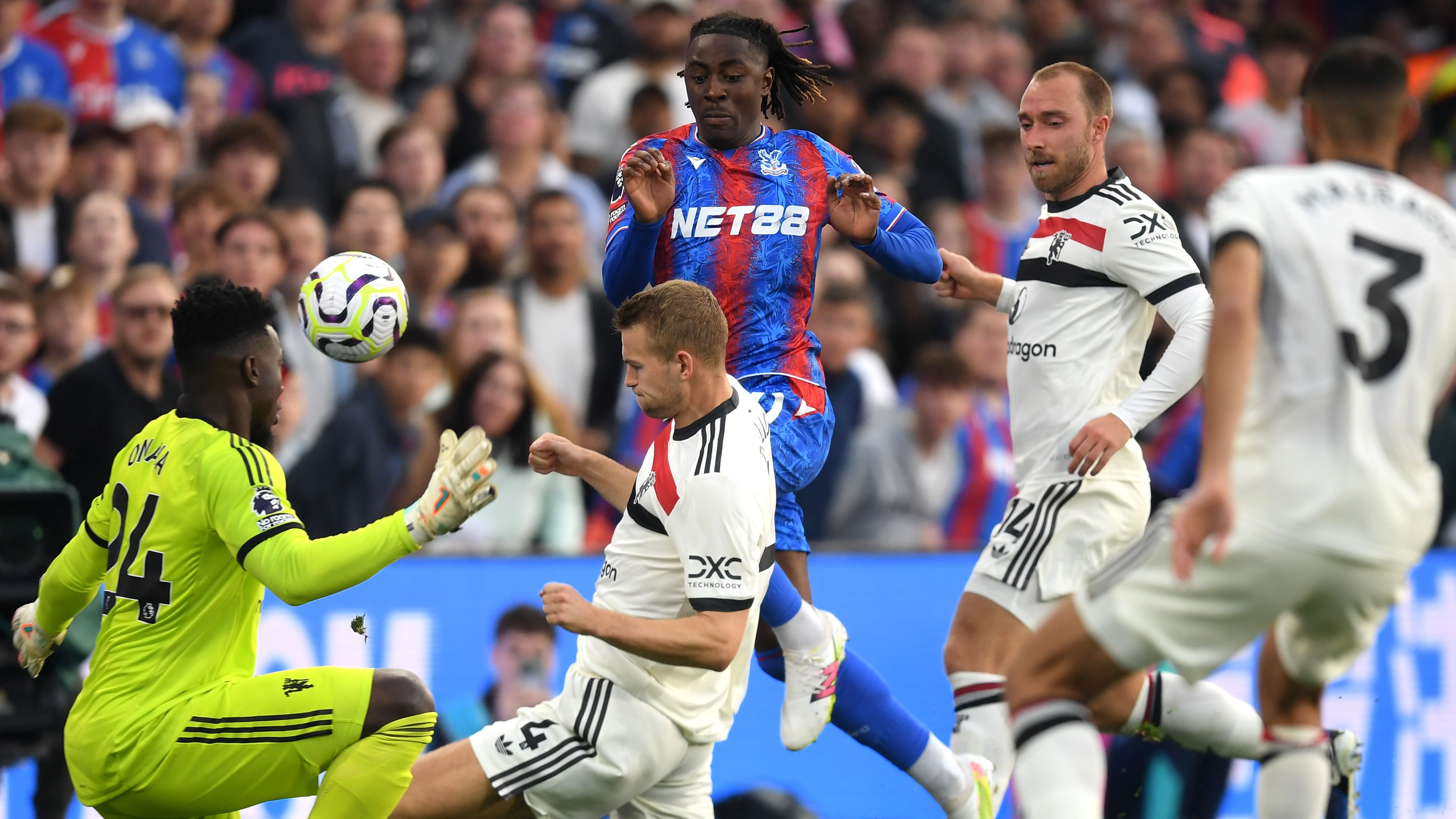 Crystal Palace FC v Manchester United FC - Premier League
