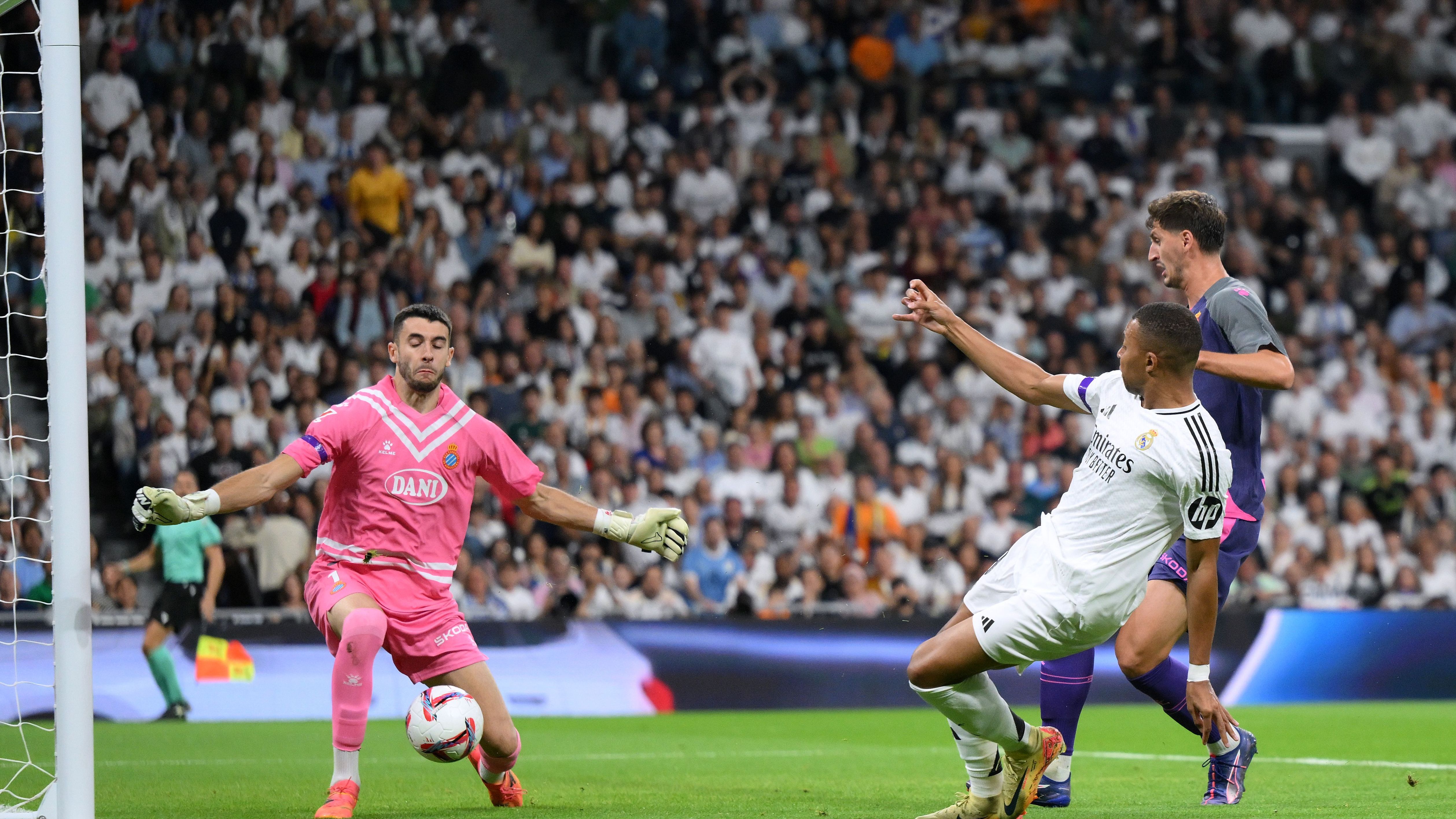 Real Madrid CF v RCD Espanyol de Barcelona  - La Liga EA Sports