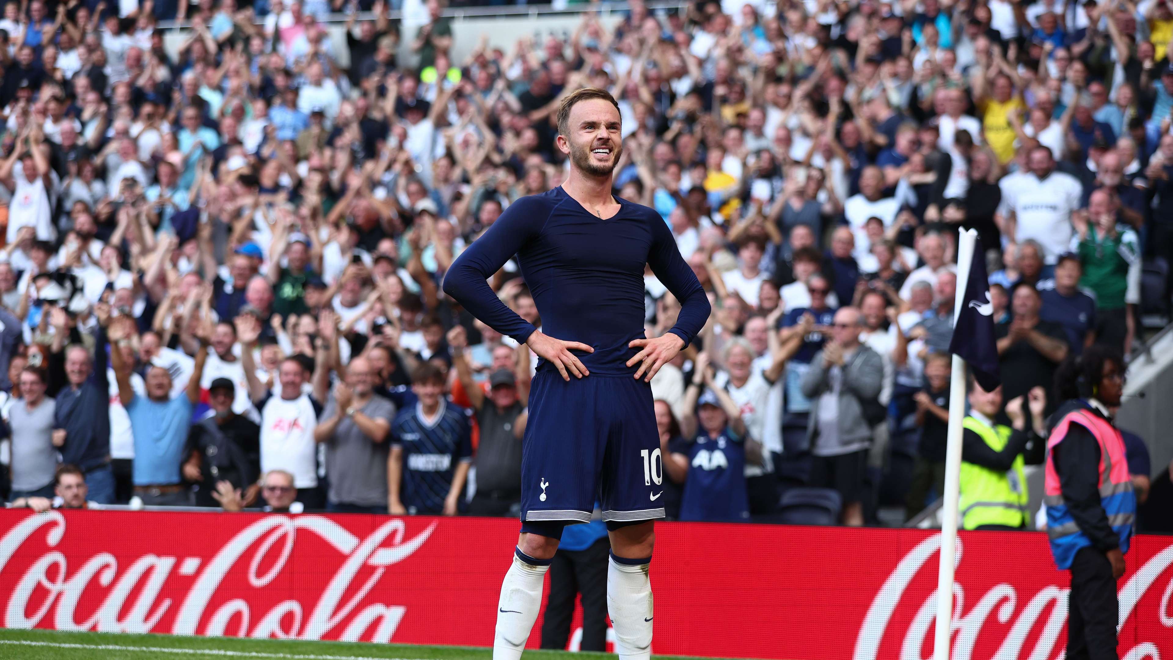 Tottenham Hotspur FC v Brentford FC - Premier League