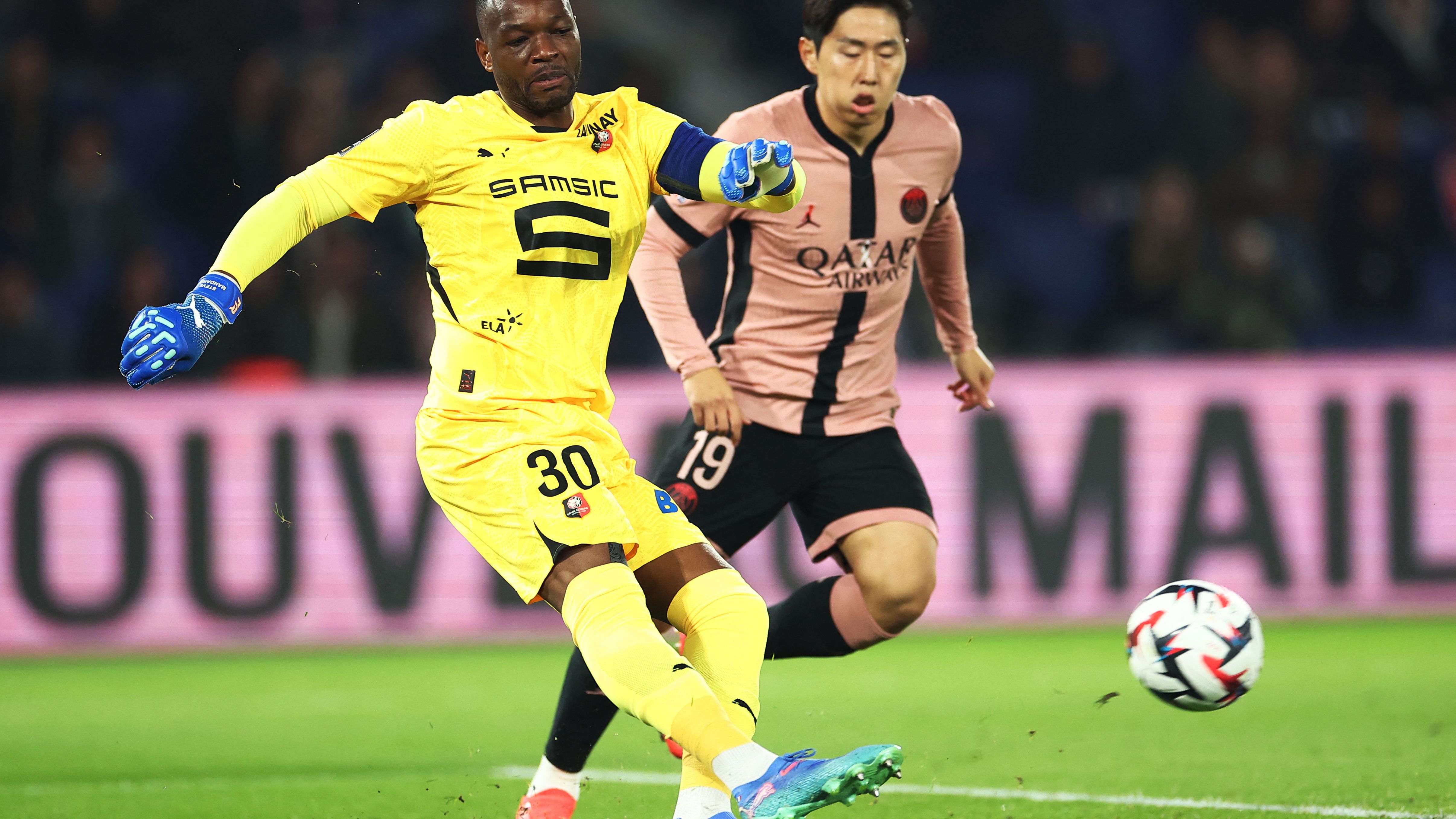 FBL-FRA-LIGUE1-PSG-RENNES