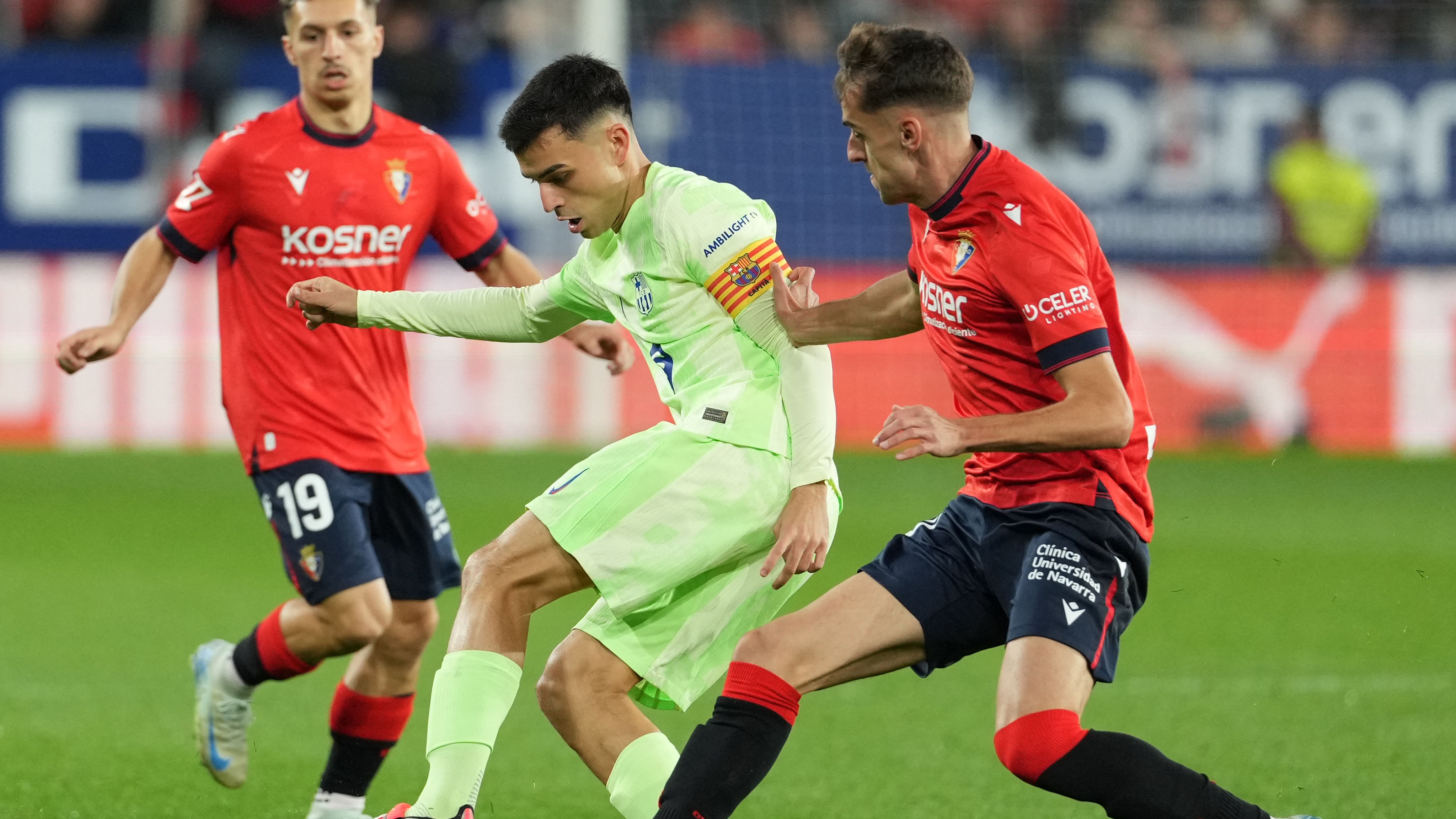 FBL-ESP-LIGA-OSASUNA-BARCELONA