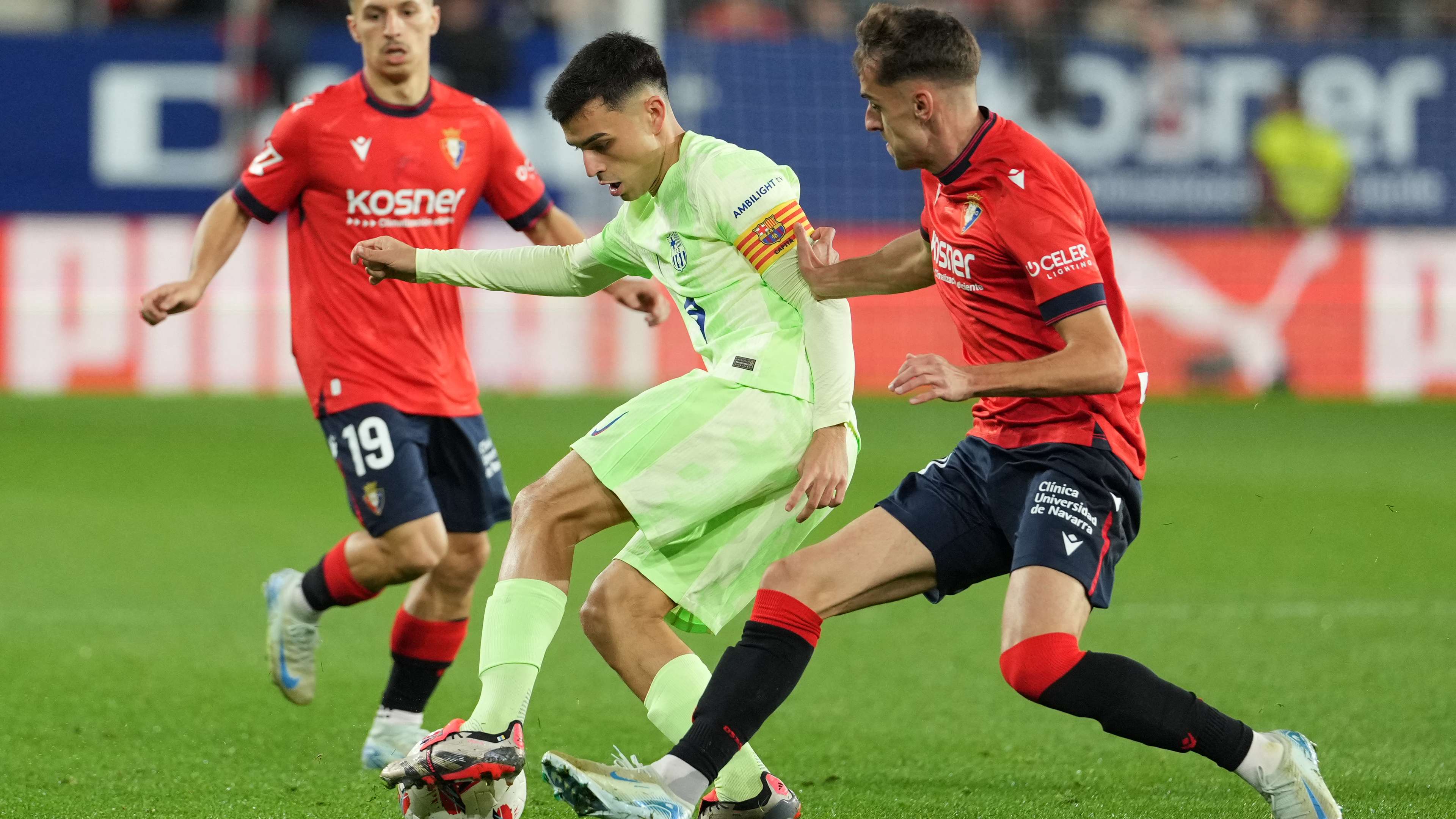 FBL-ESP-LIGA-OSASUNA-BARCELONA