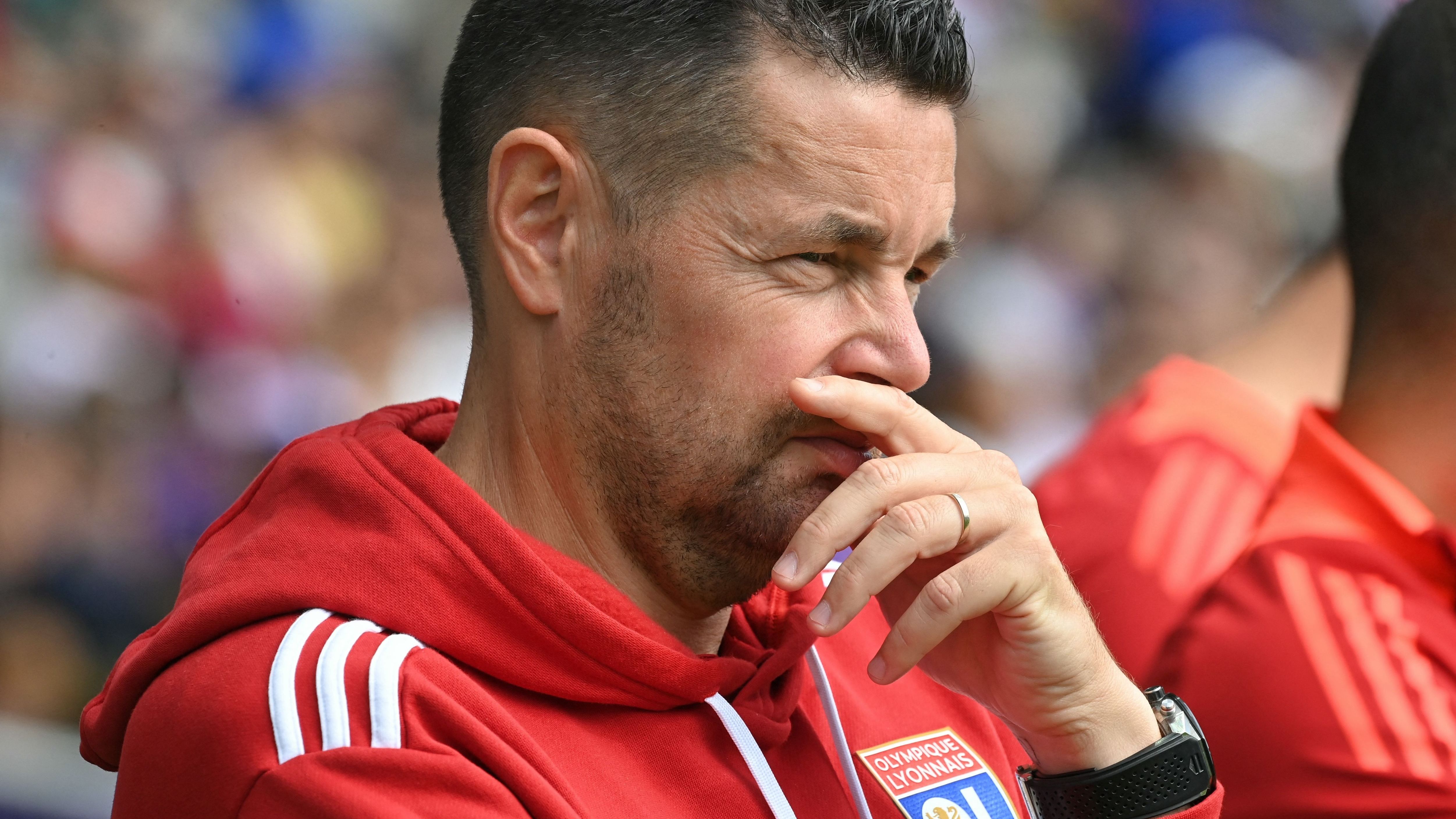 FBL-FRA-LIGUE1-TOULOUSE-LYON