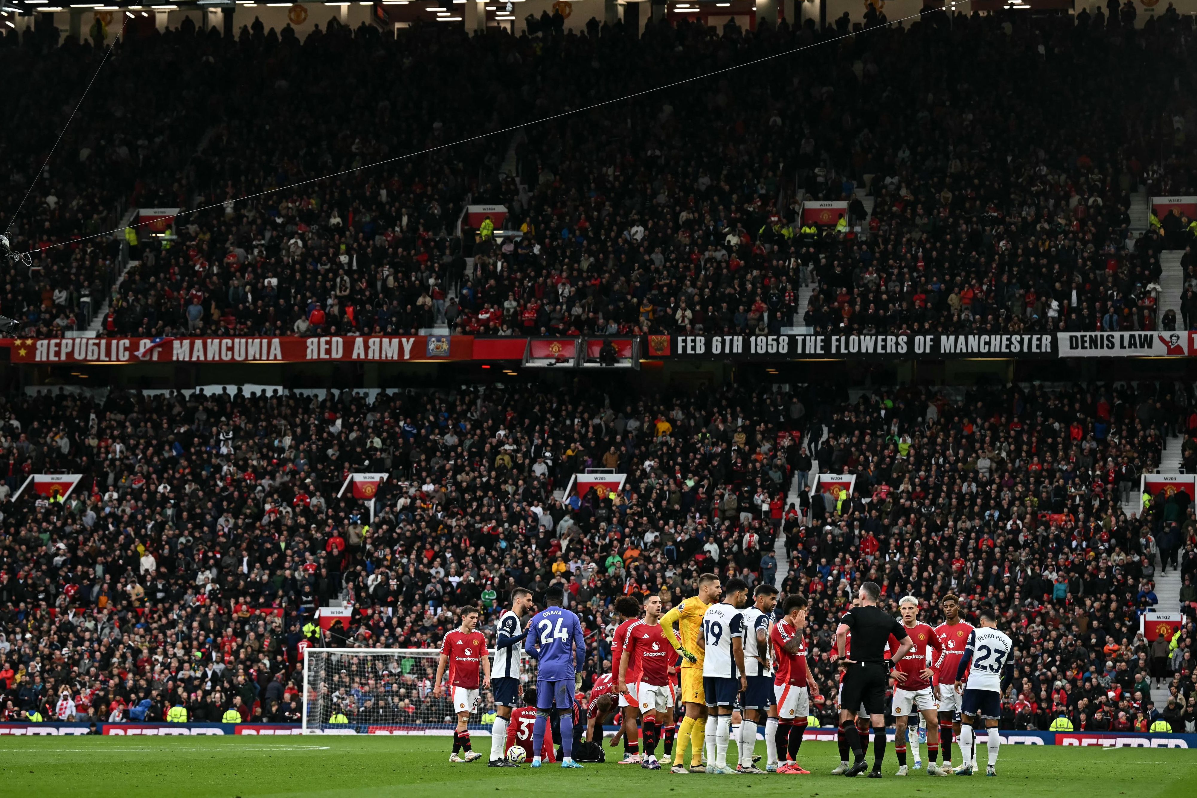 FBL-ENG-PR-MAN UTD-TOTTENHAM