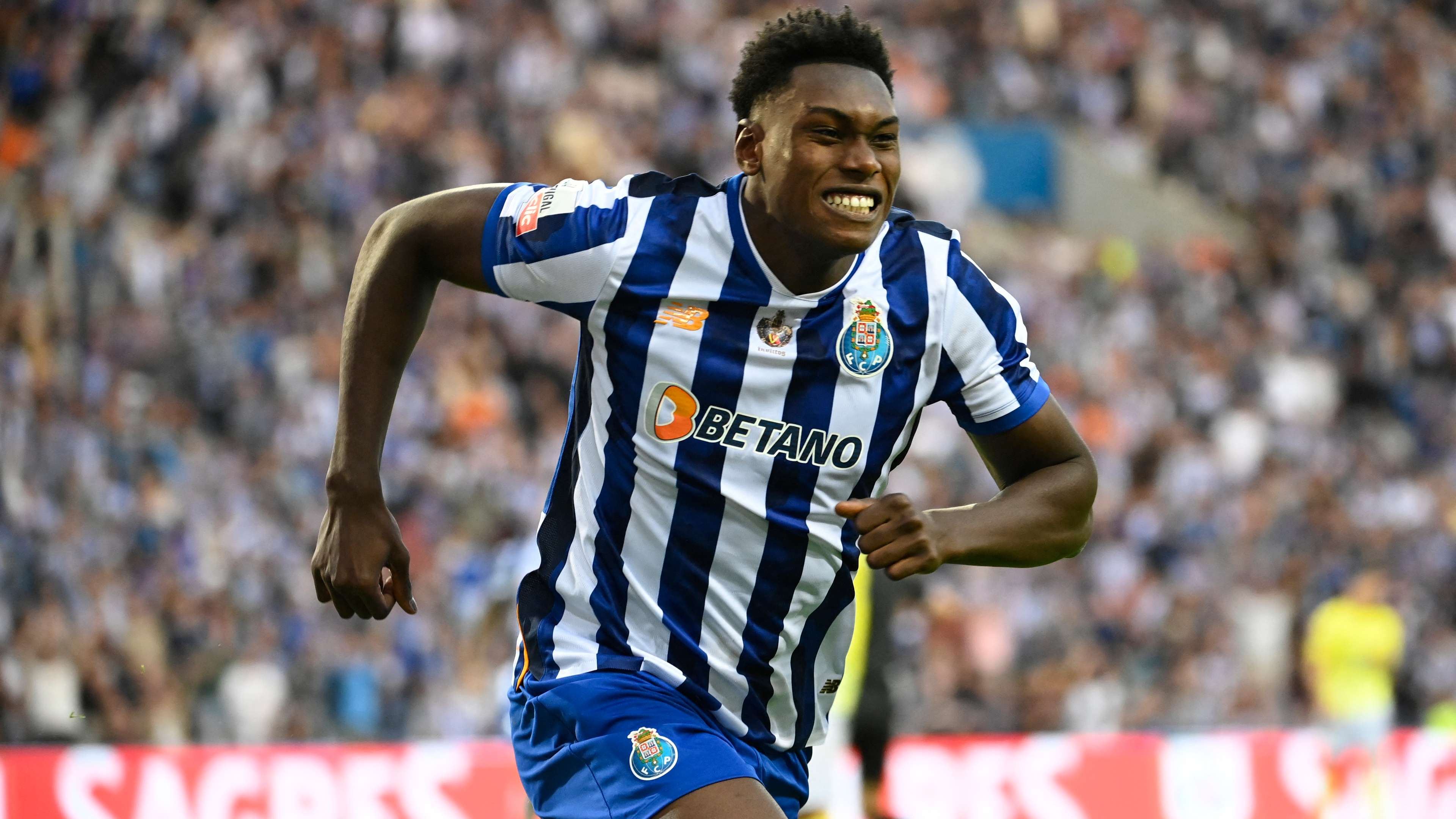 FBL-POR-LIGA-PORTO-AROUCA