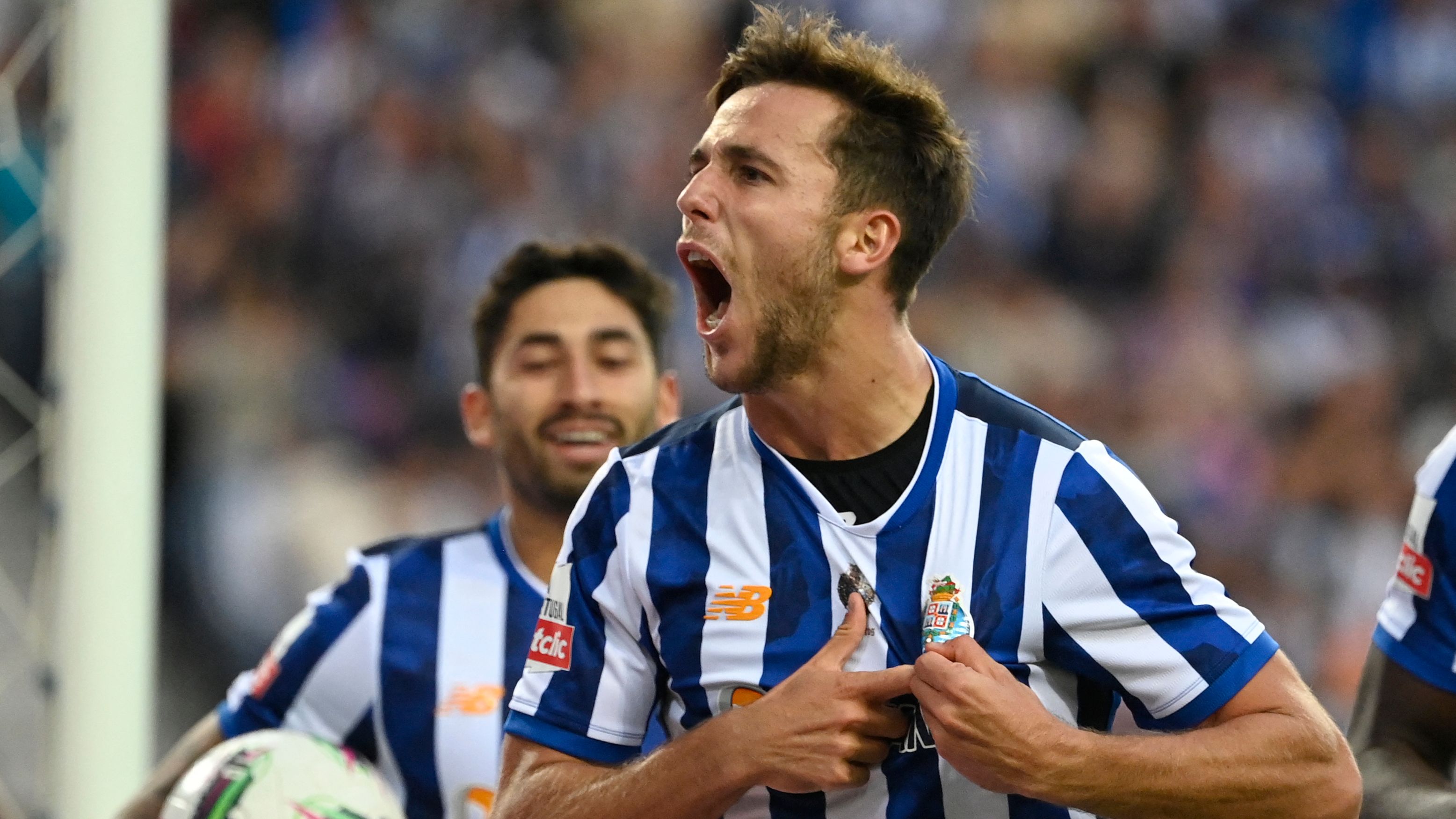 FBL-POR-LIGA-PORTO-AROUCA