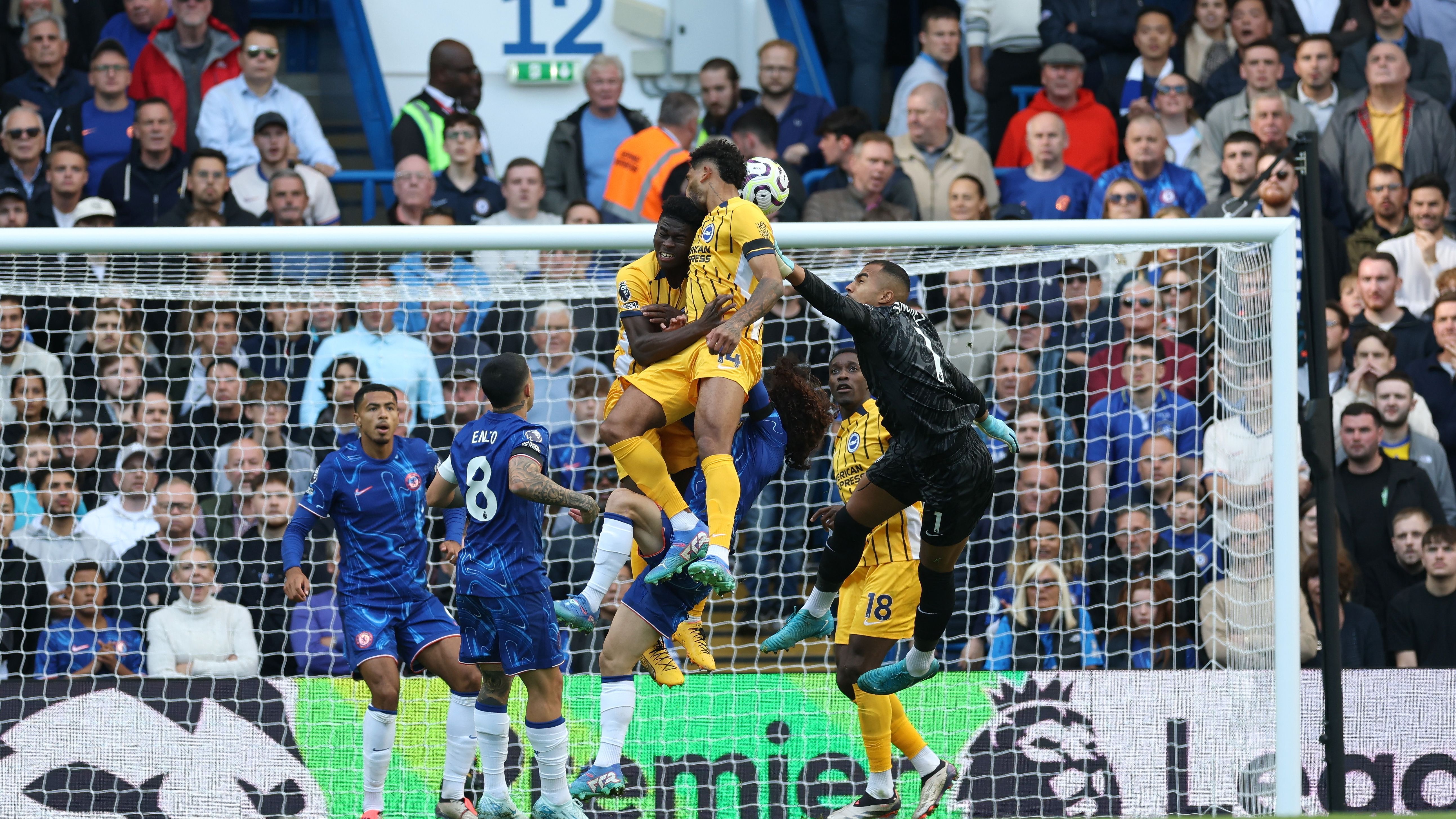 Chelsea FC v Brighton & Hove Albion FC - Premier League