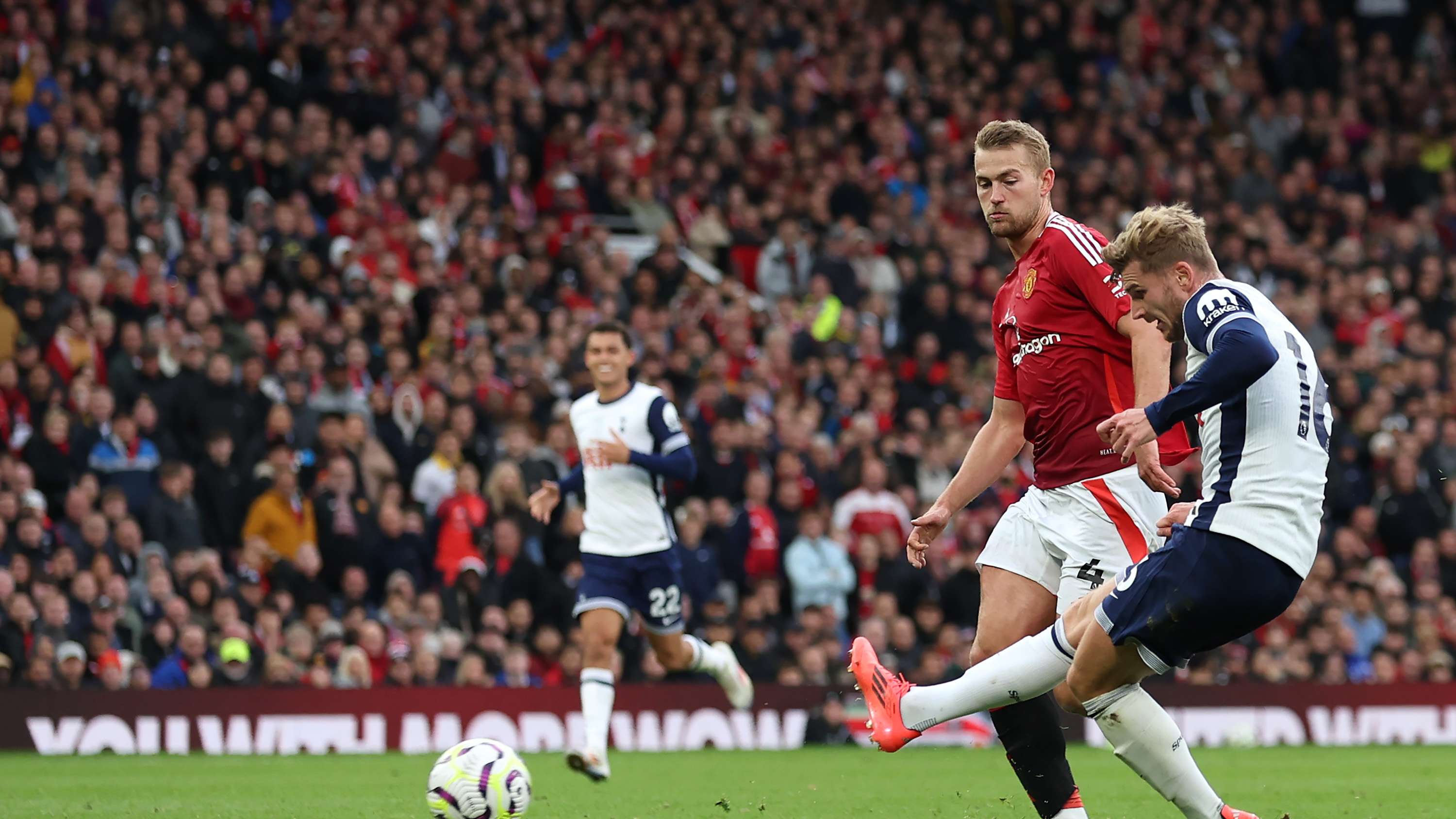 Manchester United FC v Tottenham Hotspur FC - Premier League