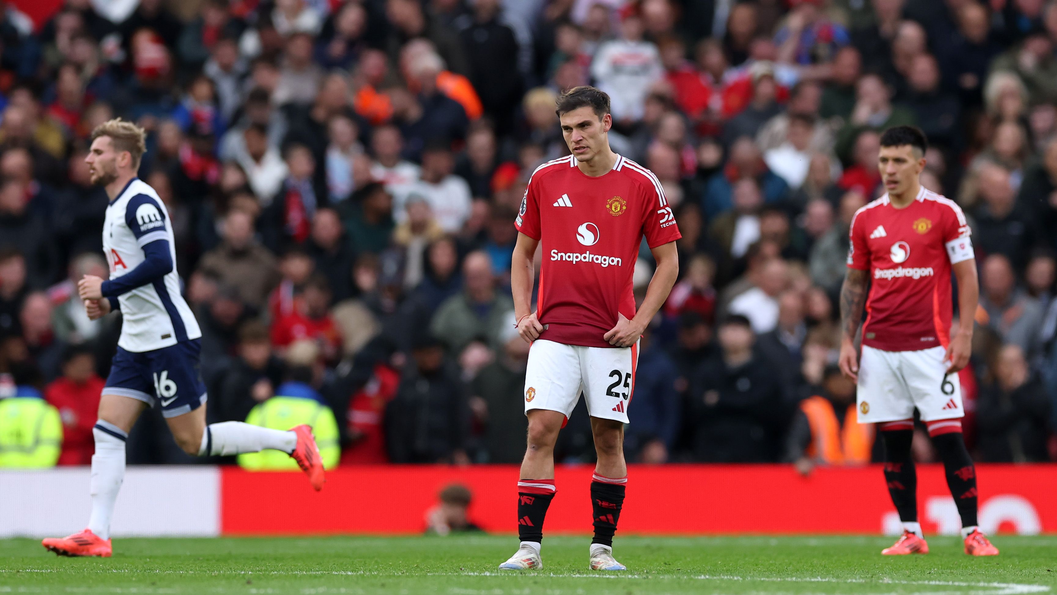 Manchester United FC v Tottenham Hotspur FC - Premier League