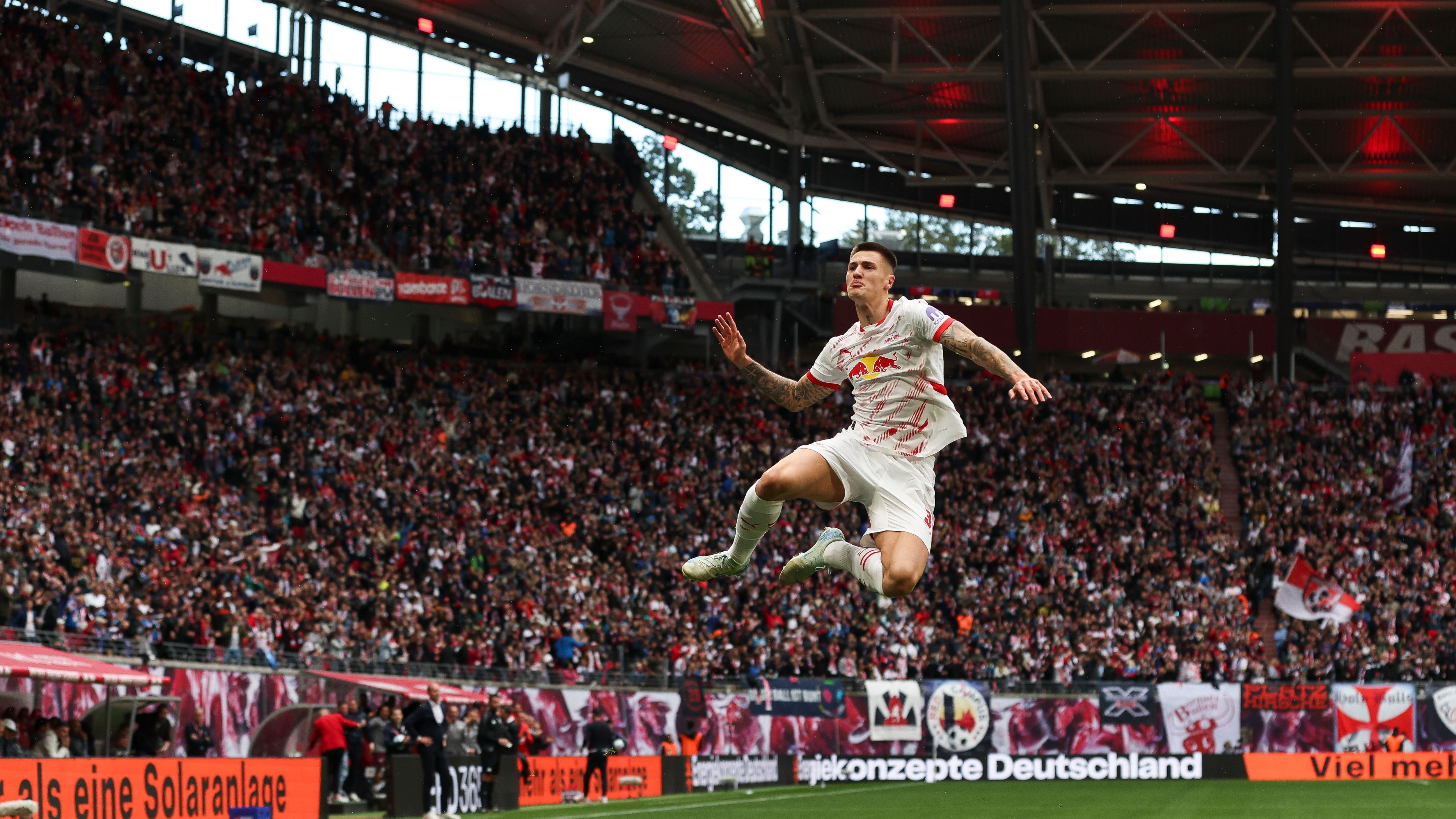 RB Leipzig v FC Augsburg - Bundesliga