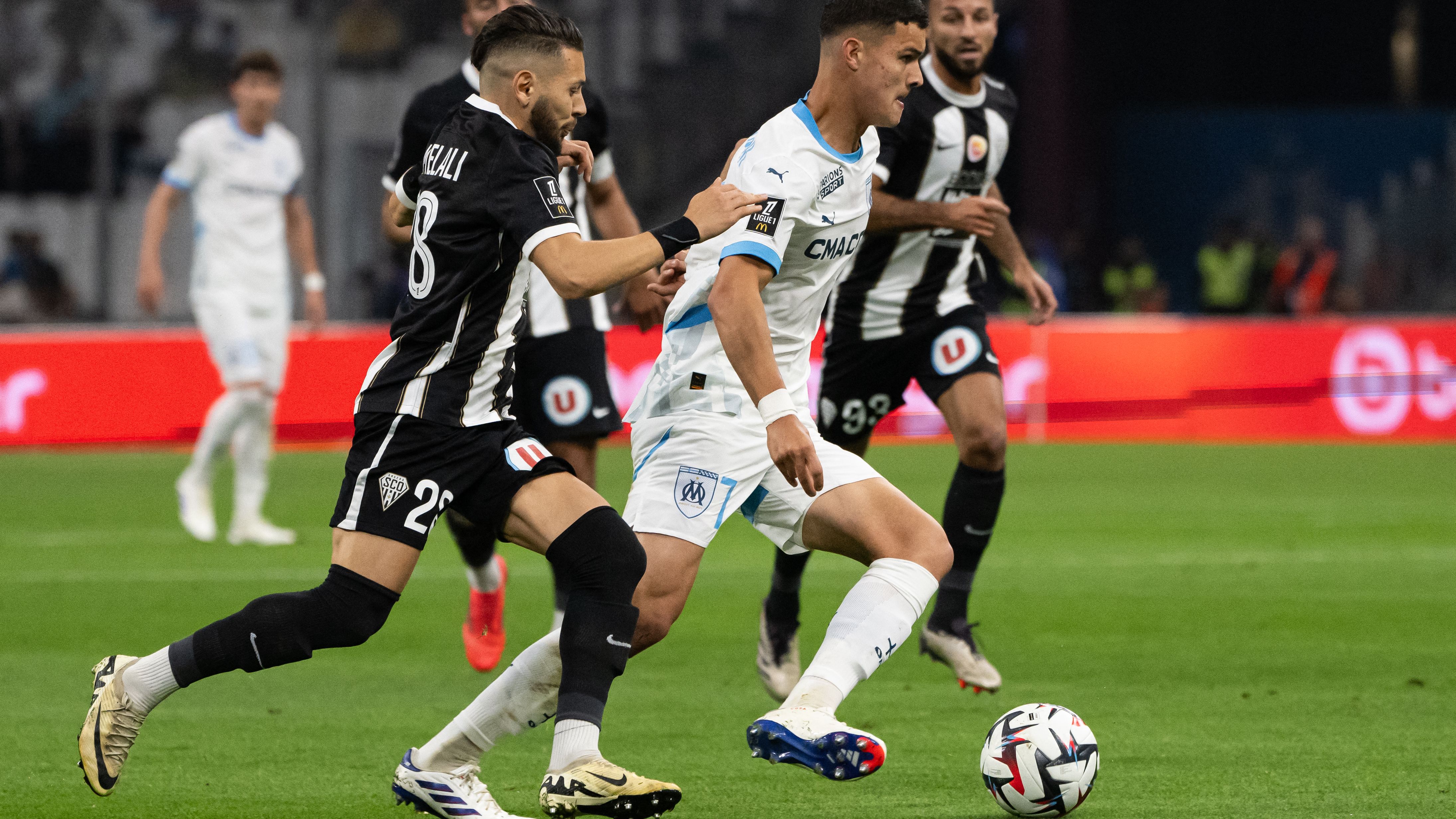 FBL-FRA-LIGUE1-MARSEILLE-ANGERS