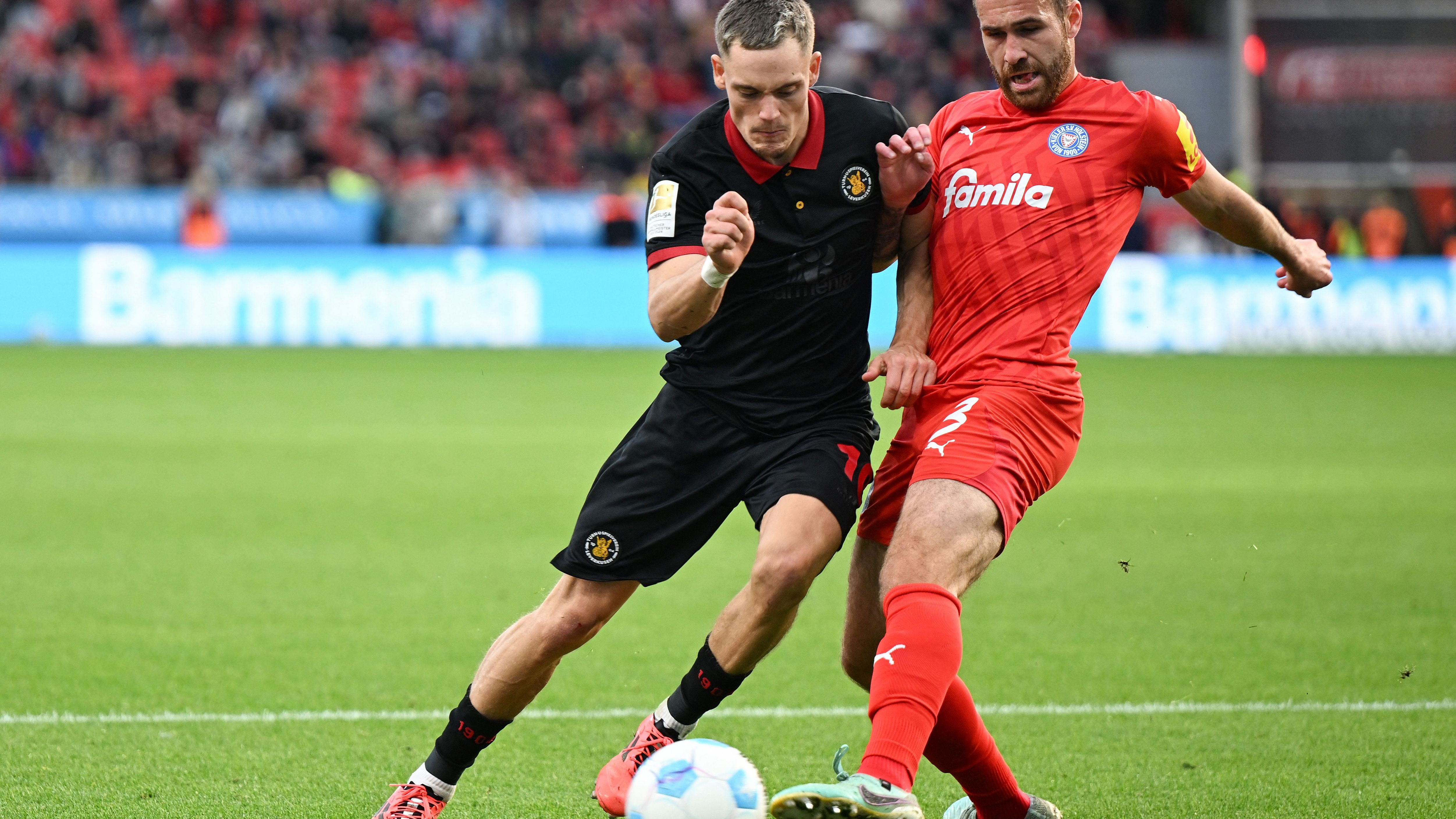 FBL-GER-BUNDESLIGA-LEVERKUSEN-KIEL