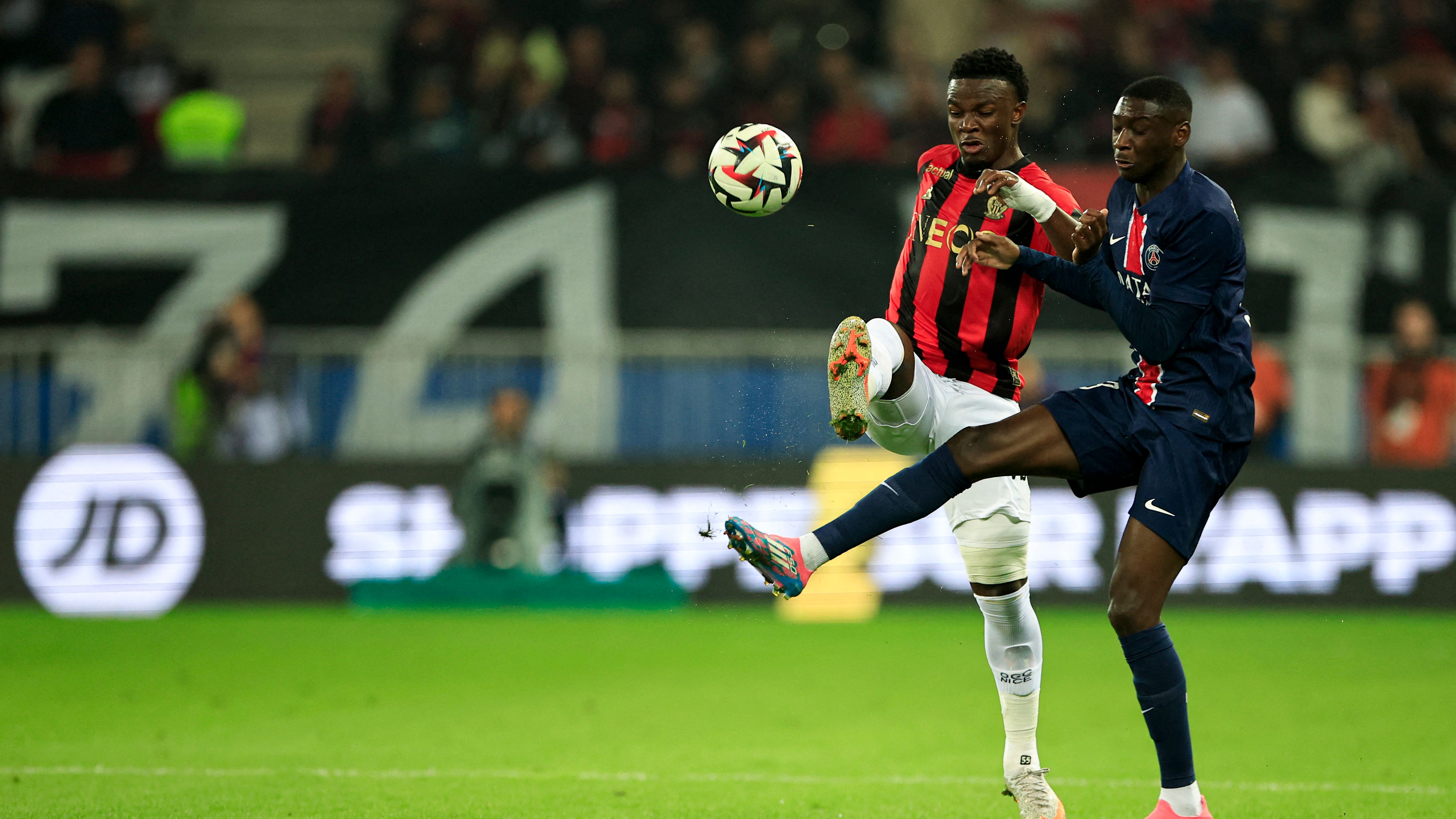 FBL-FRA-LIGUE1-NICE-PSG