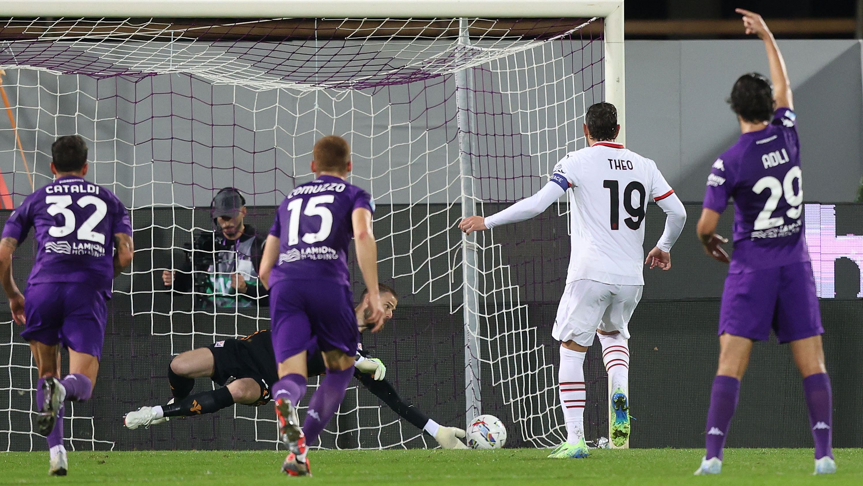 Fiorentina v AC Milan - Serie A