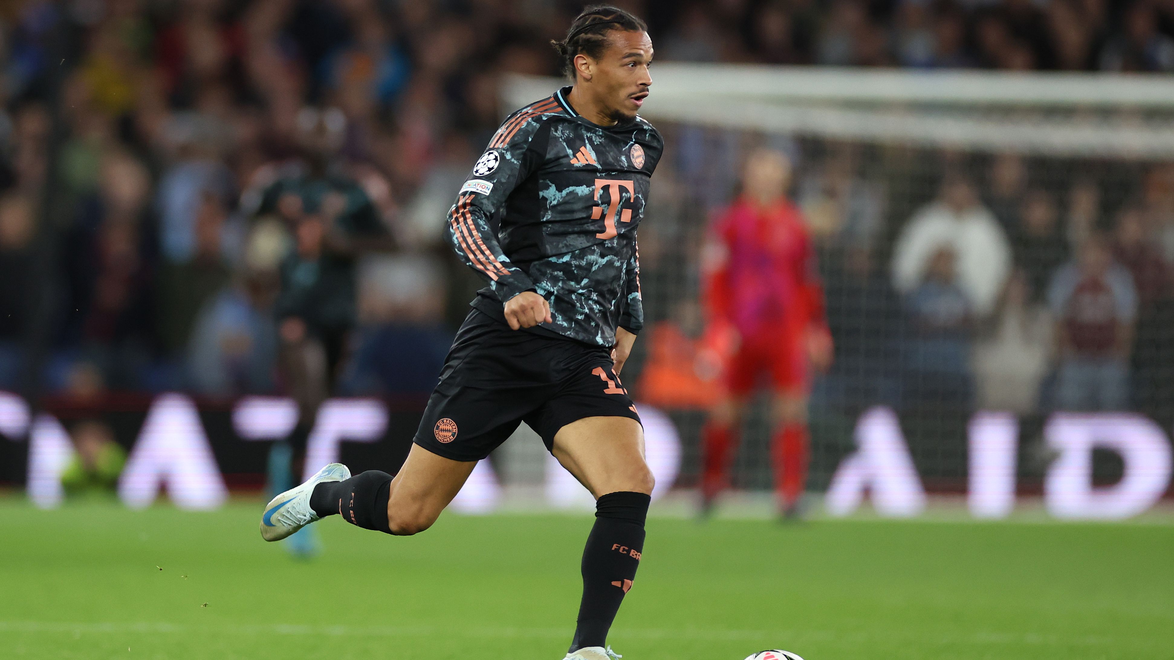 Bayern Munich chief confirms open discussion with Leroy Sane on new contract amid Man Utd and Arsenal links Goal