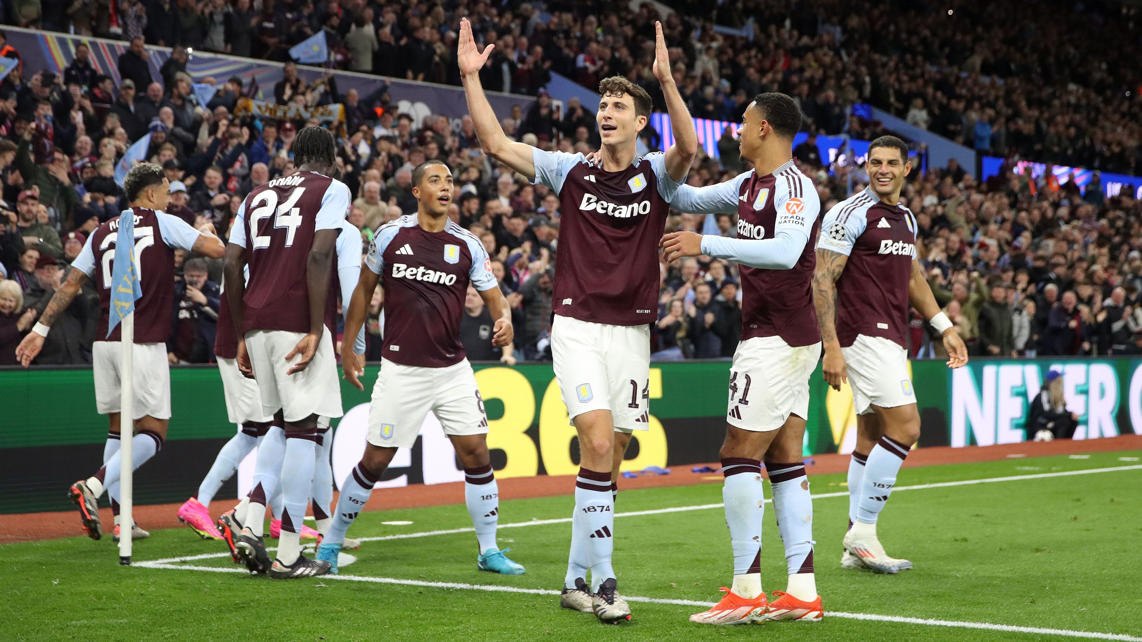 Aston Villa FC v FC Bayern München - UEFA Champions League 2024/25 League Phase MD2