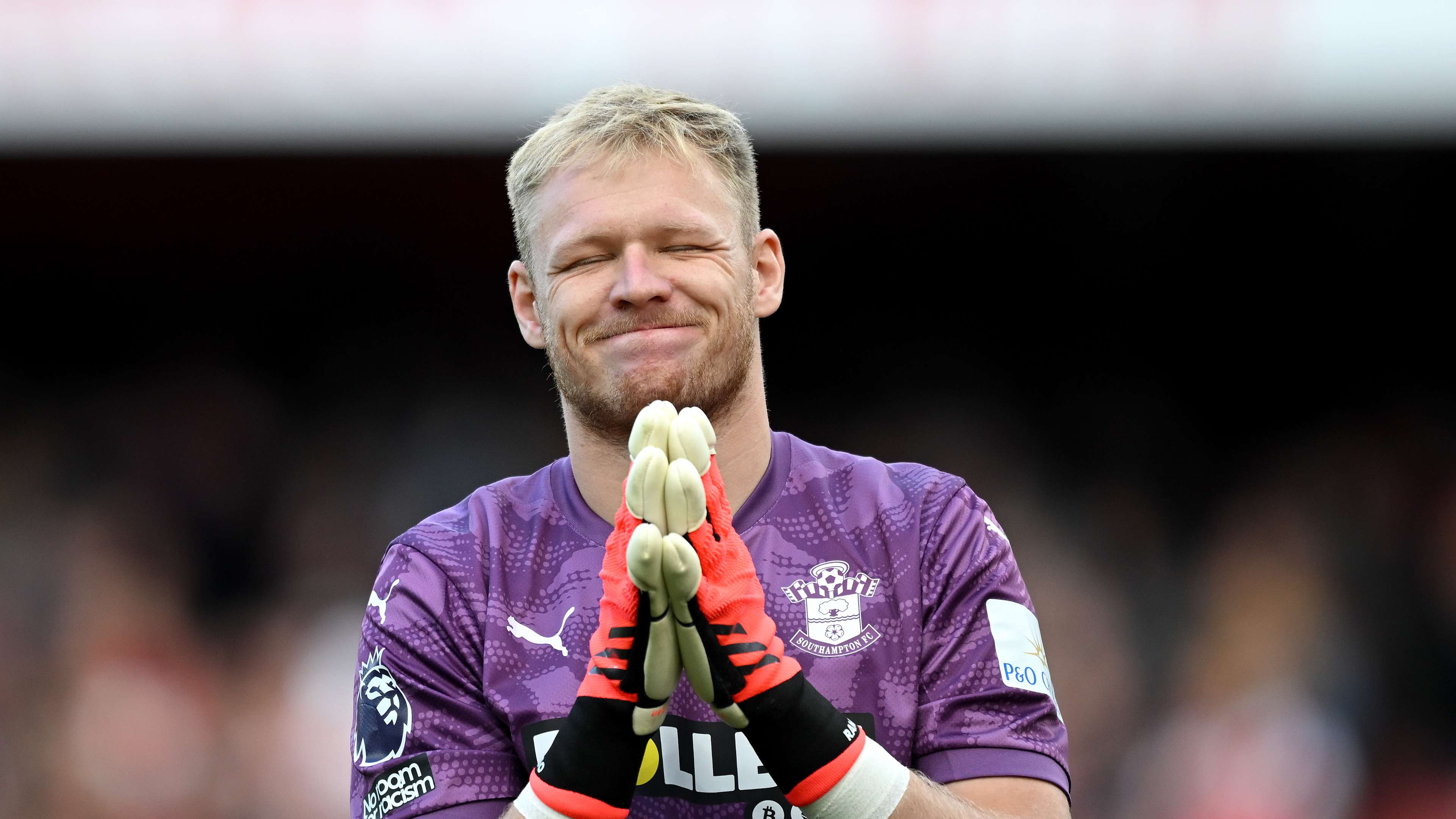 Emotional Aaron Ramsdale can't hold back the tears after being given huge  reception by fans on return to Arsenal with Southampton | Goal.com Nigeria