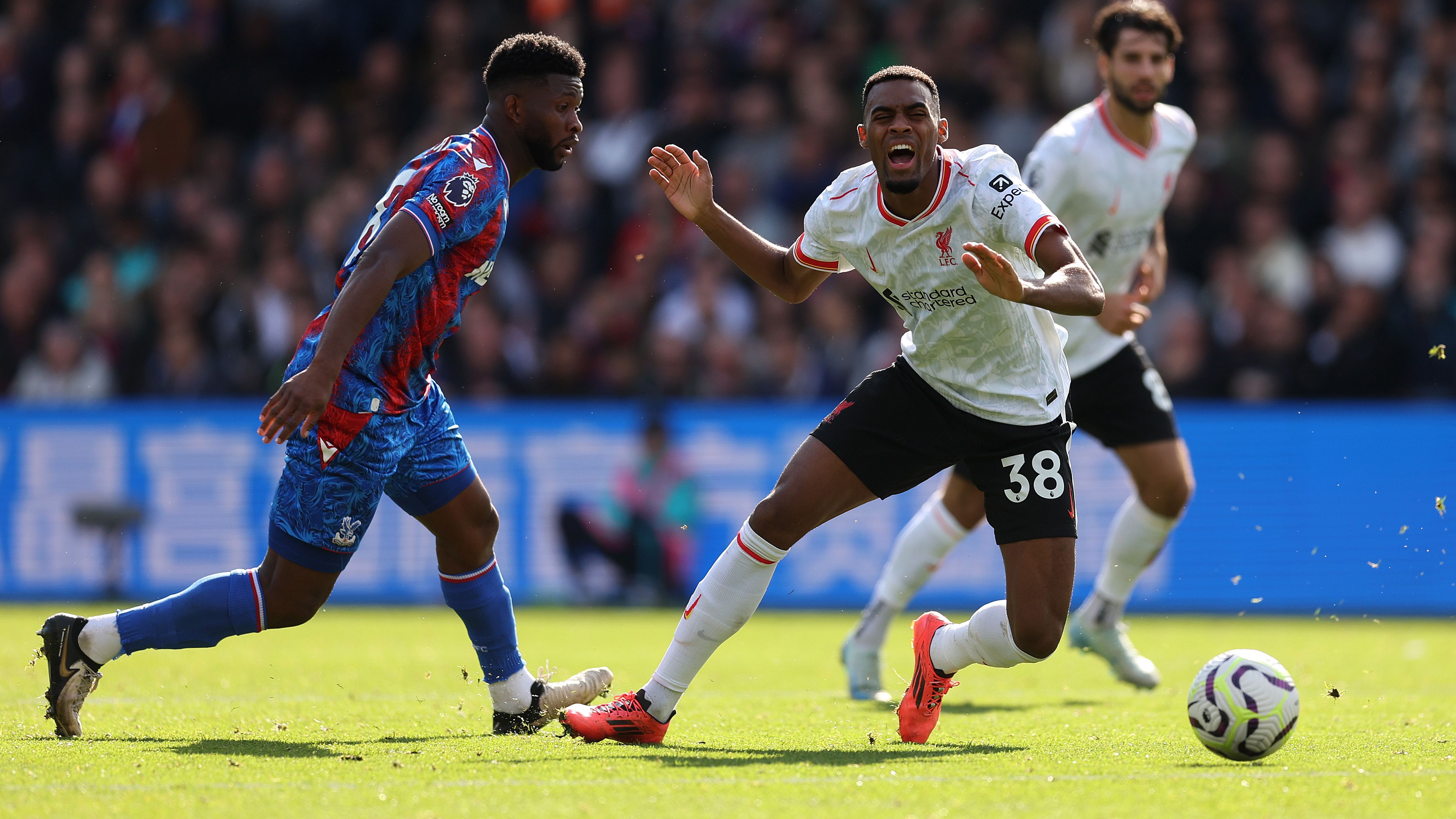 Crystal Palace FC v Liverpool FC - Premier League