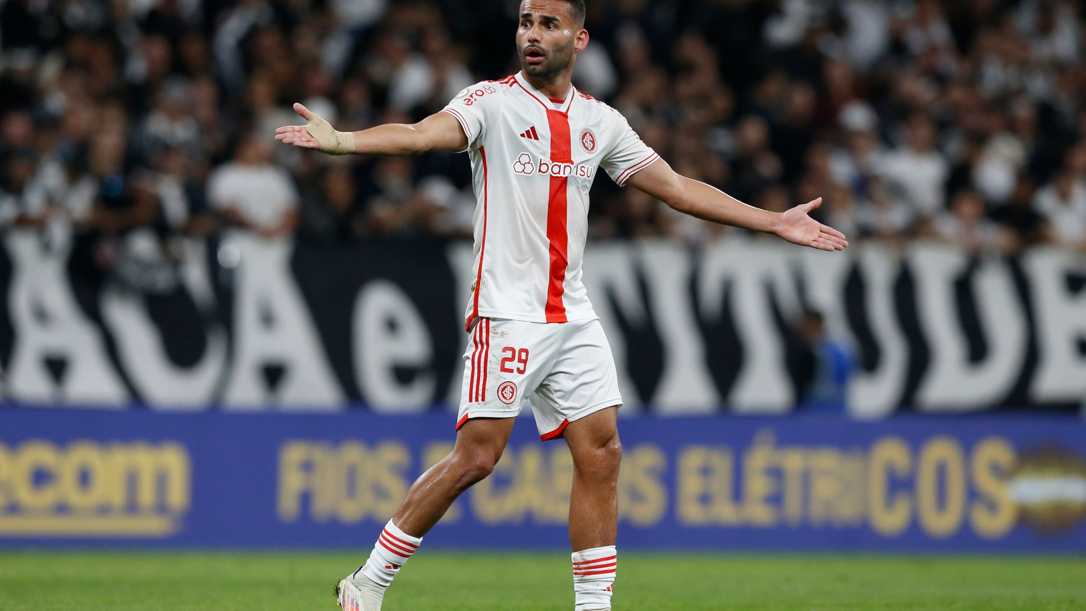 Corinthians v Internacional - Brasileirao 2024