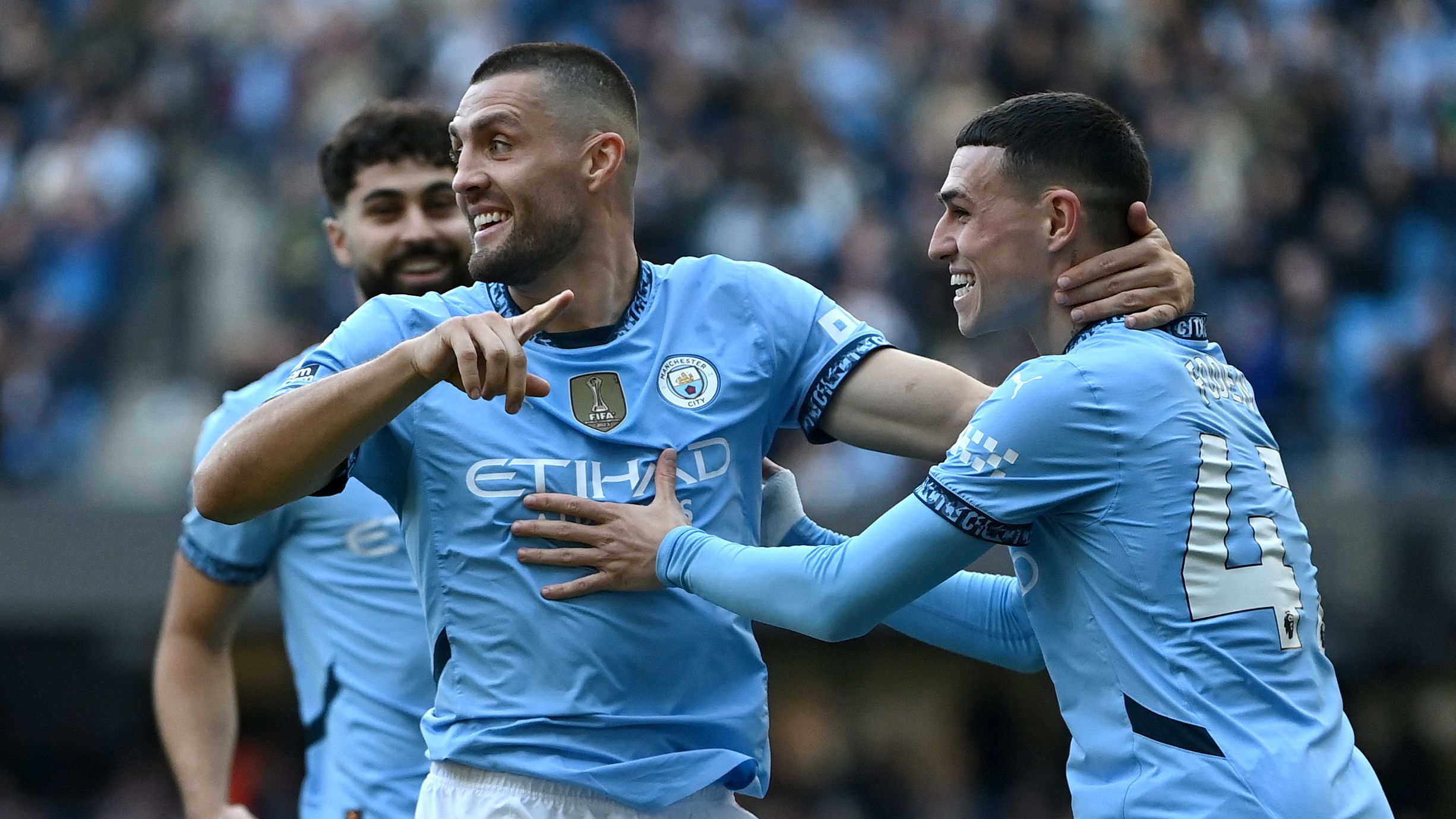 Manchester City FC v Fulham FC - Premier League