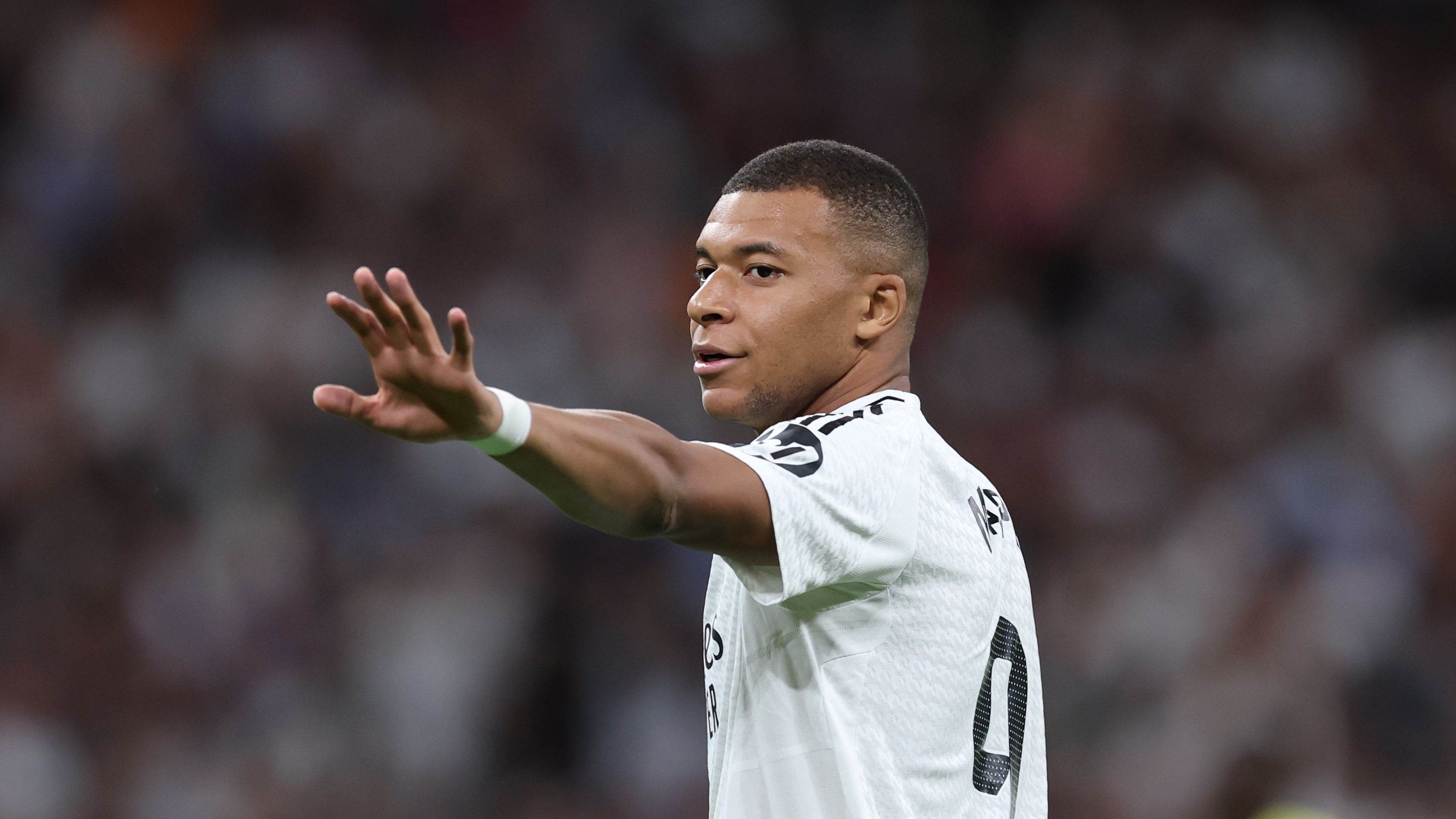 Real Madrid CF v Villarreal CF  - La Liga EA Sports