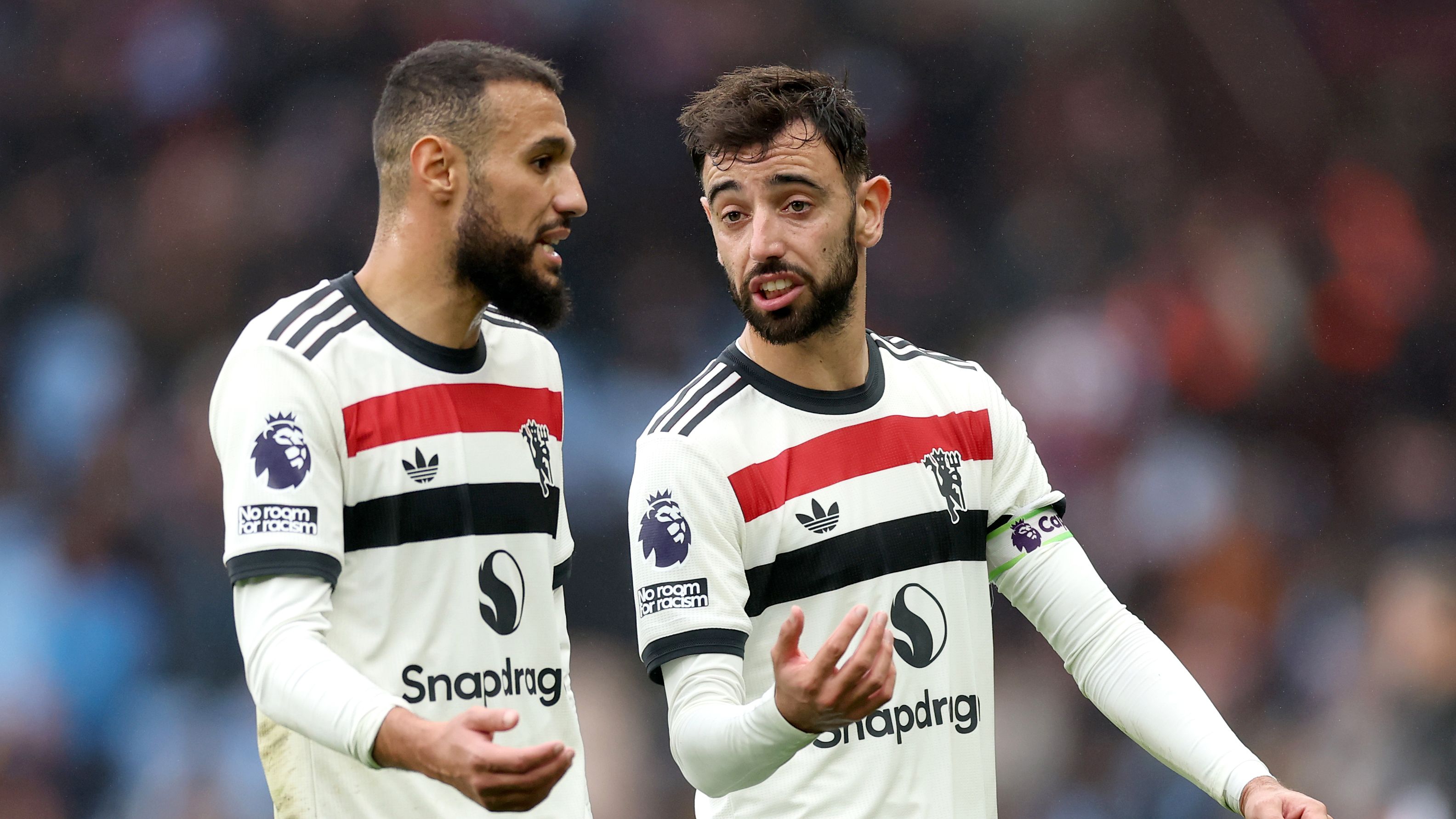 Aston Villa FC v Manchester United FC - Premier League