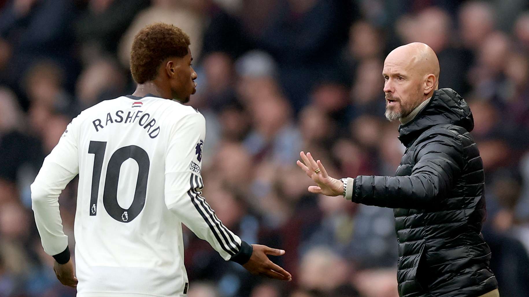 Aston Villa FC v Manchester United FC - Premier League