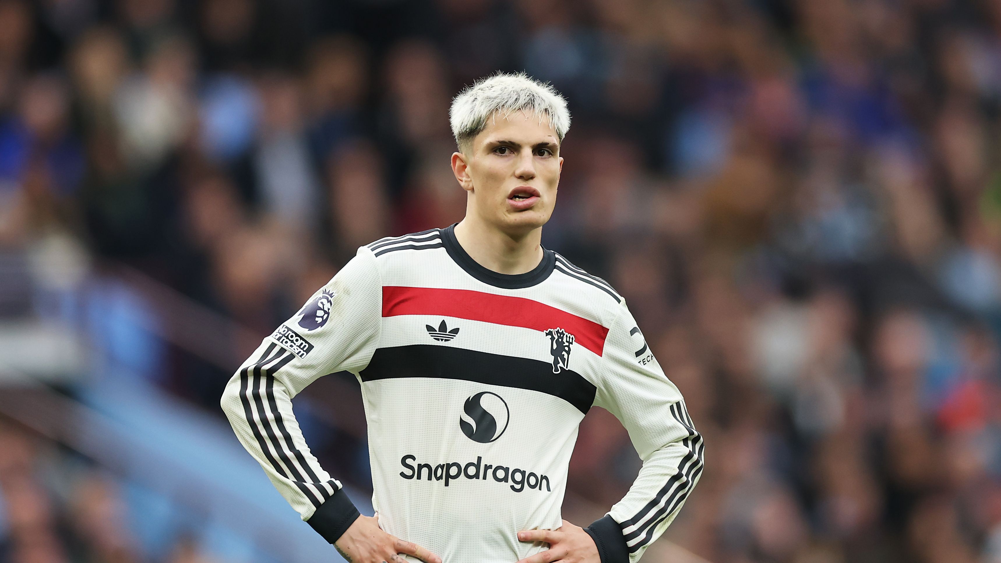 Aston Villa FC v Manchester United FC - Premier League