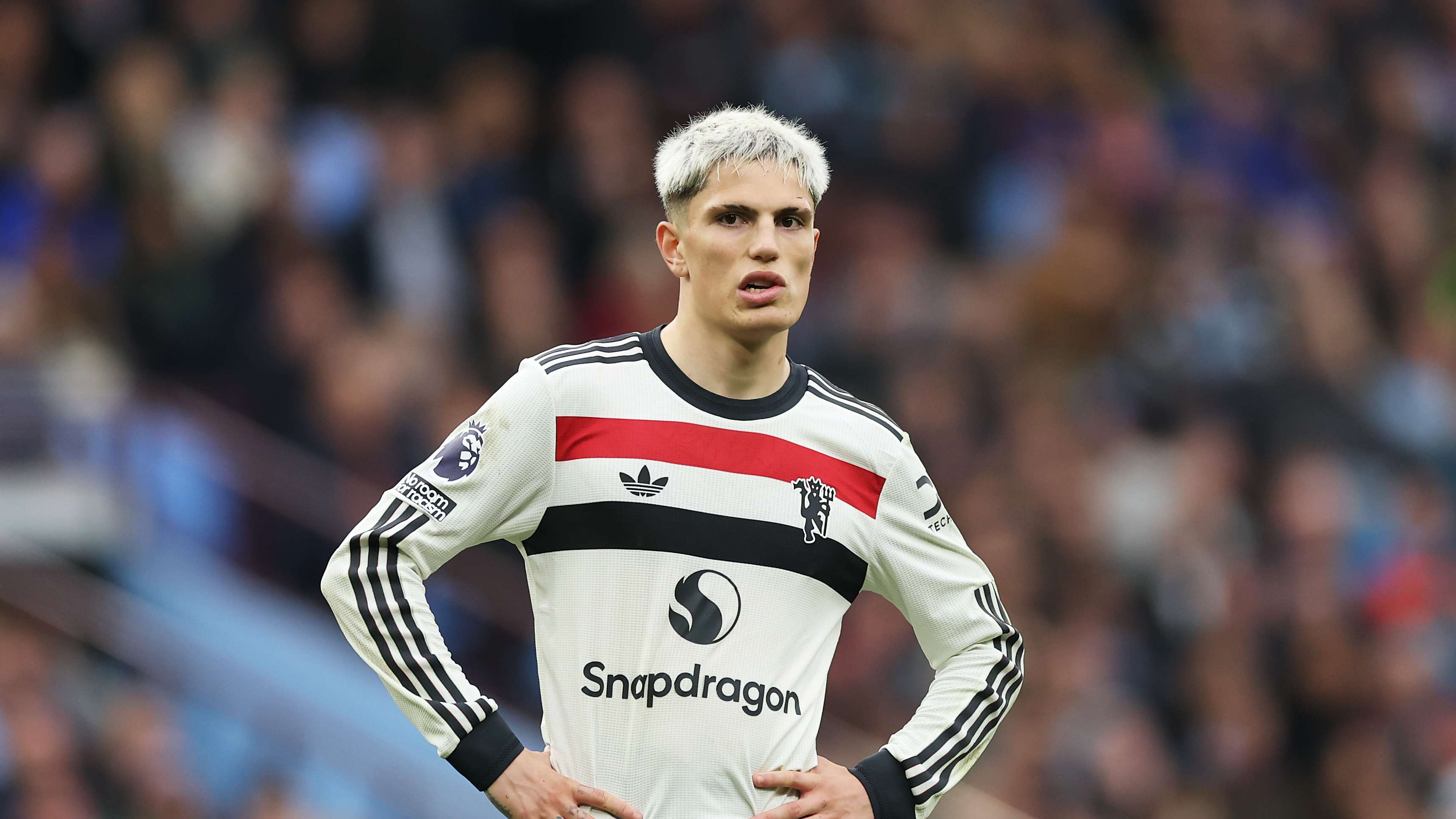 Aston Villa FC v Manchester United FC - Premier League